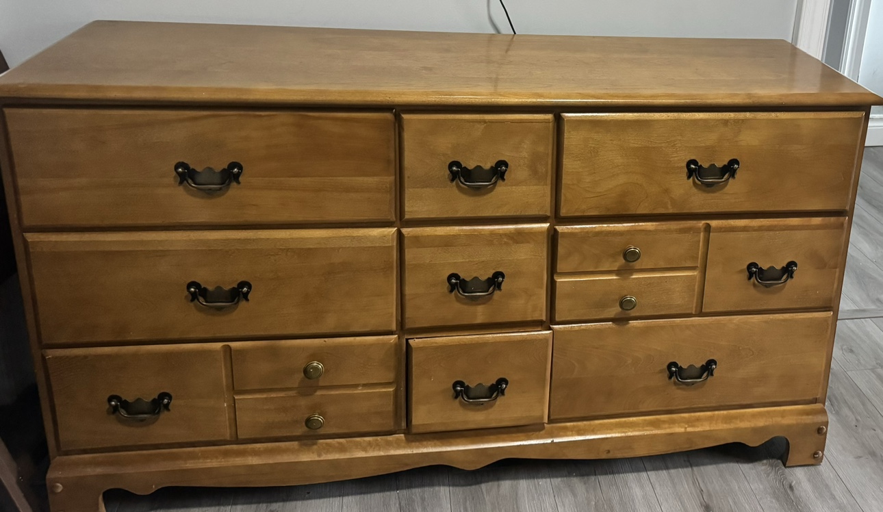 Dresser