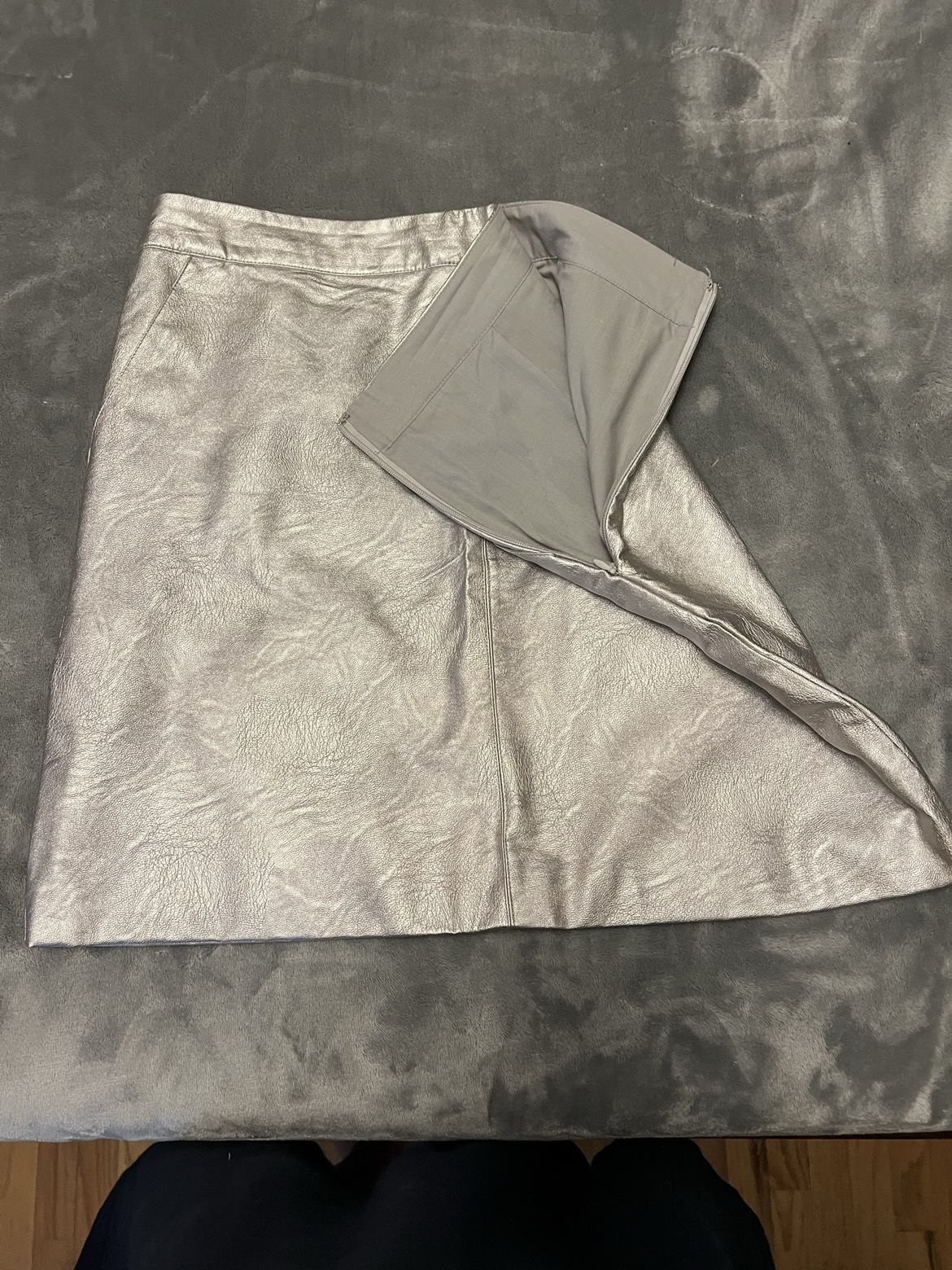 TopShop Skirt with front pockets image indicator(2)