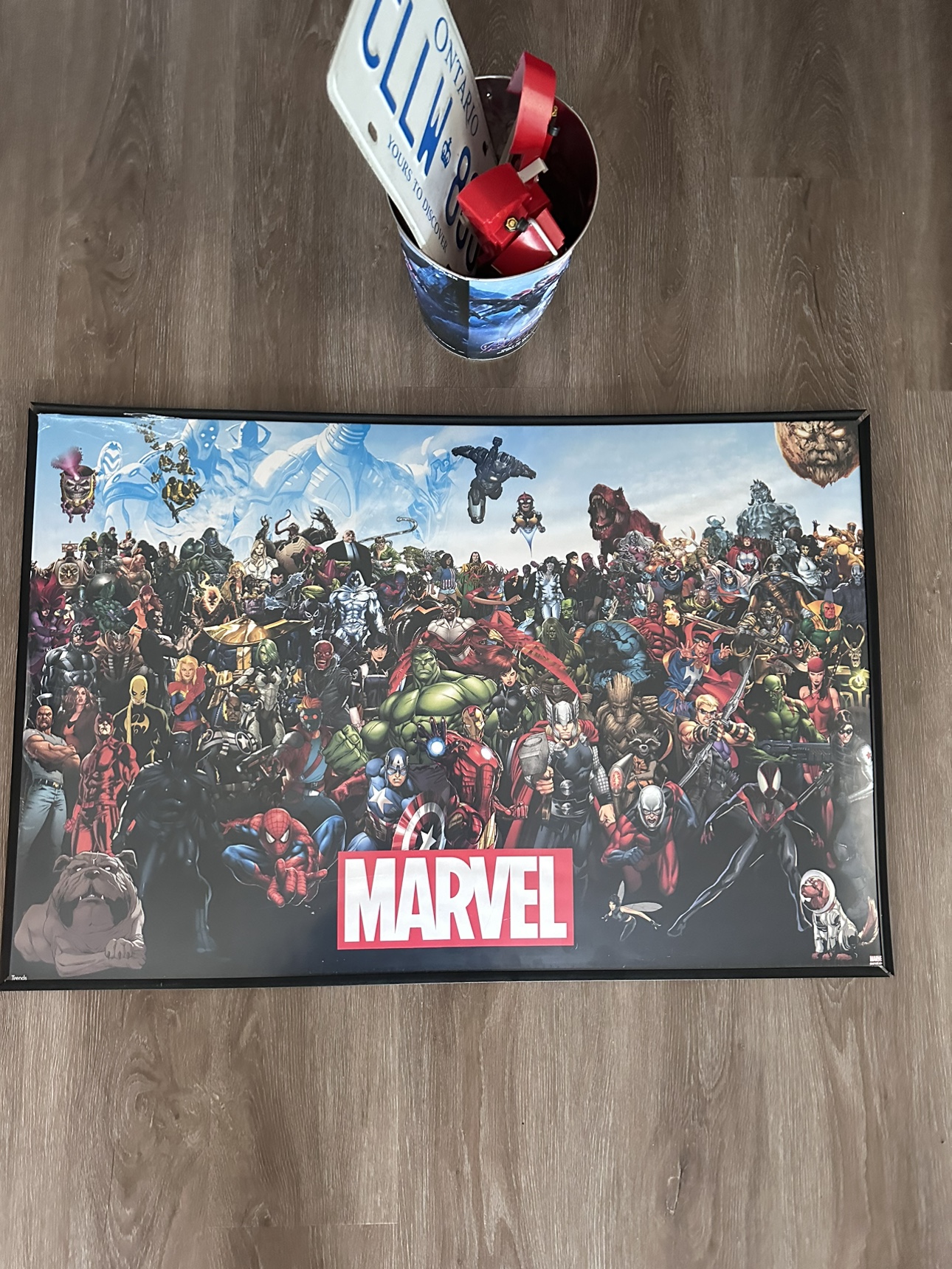 MARVEL COLLECTOR ITEMS - photo 3