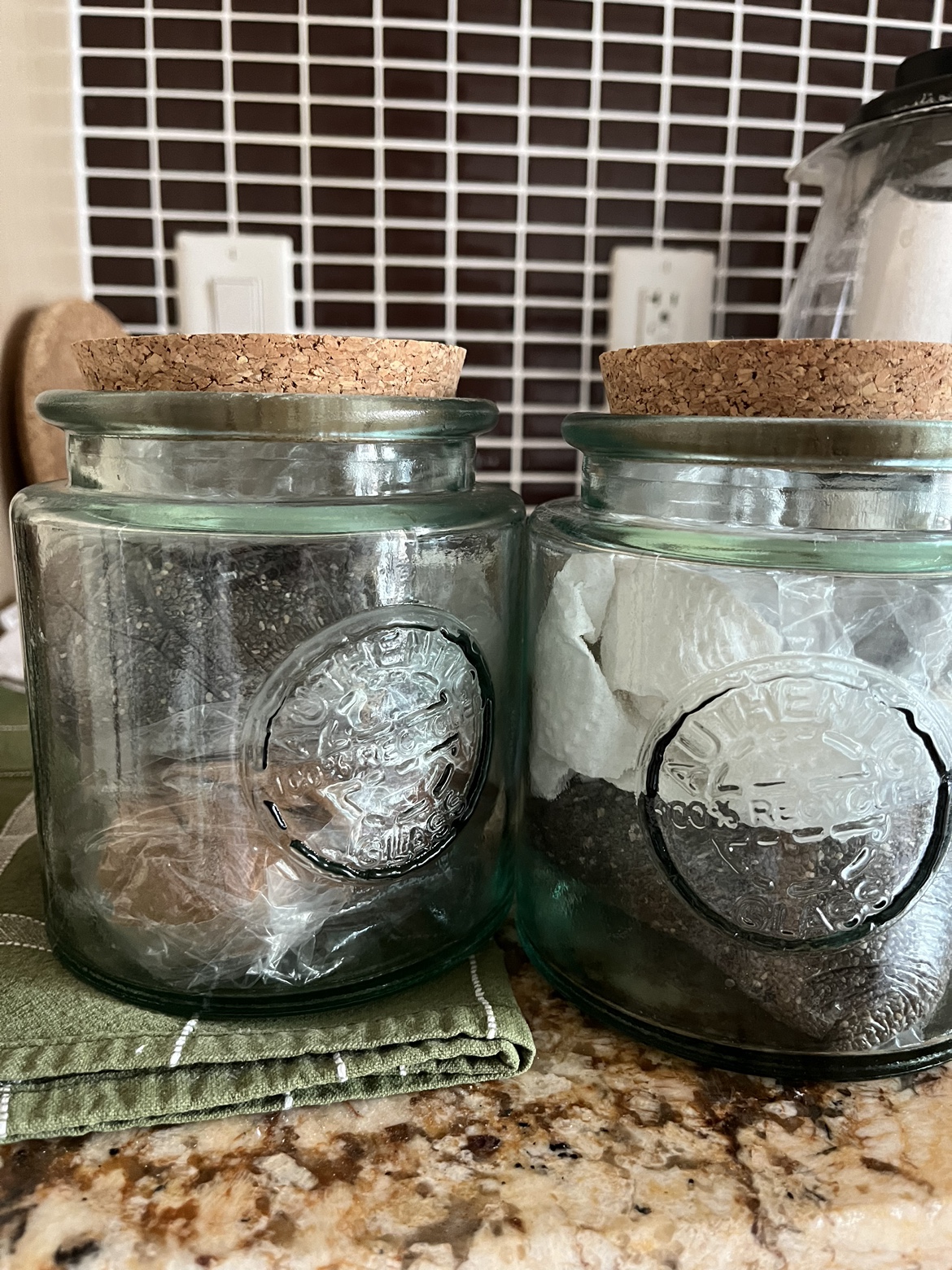 2 large storage jars - photo 2