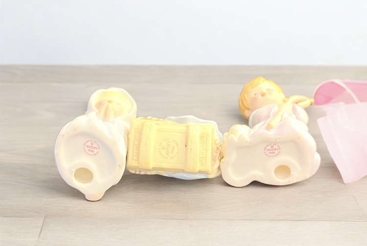 Vintage AVON Heavenly Blessings Nativity Collection Holy Family image indicator(8)