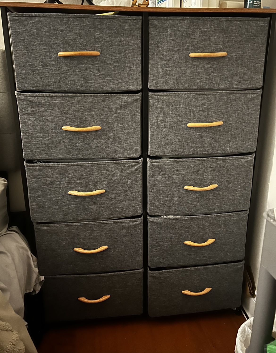 10-Drawer Dresser