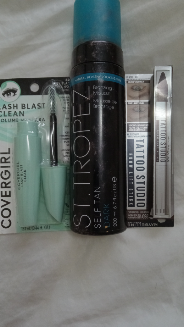 Makeup items thumbnail