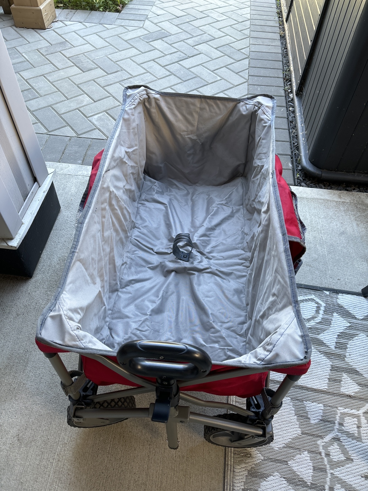 Wagon for kids (Bass Pro) image indicator(3)