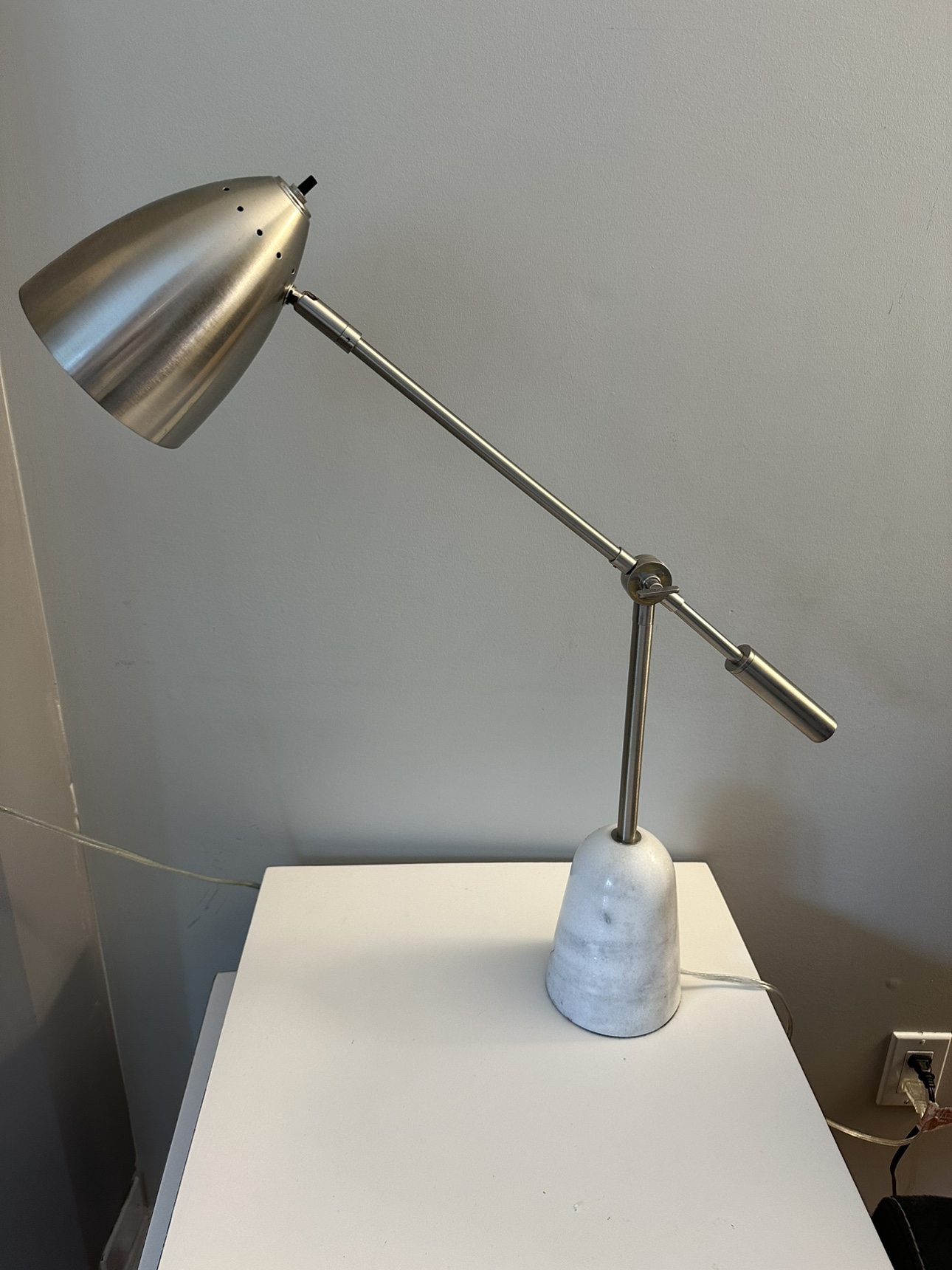 Marble base table lamp image indicator(2)