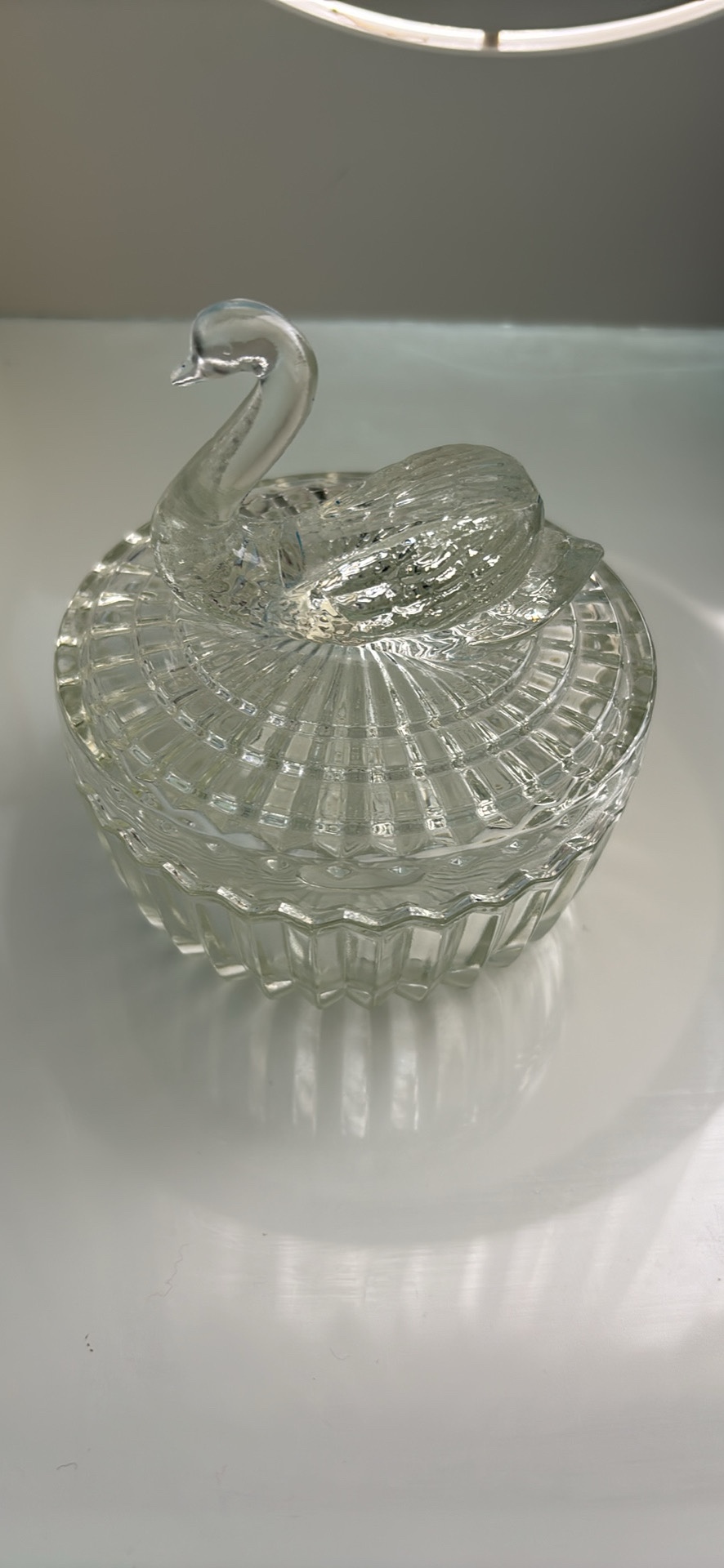 Swan Glass Dish and Lid image indicator(3)