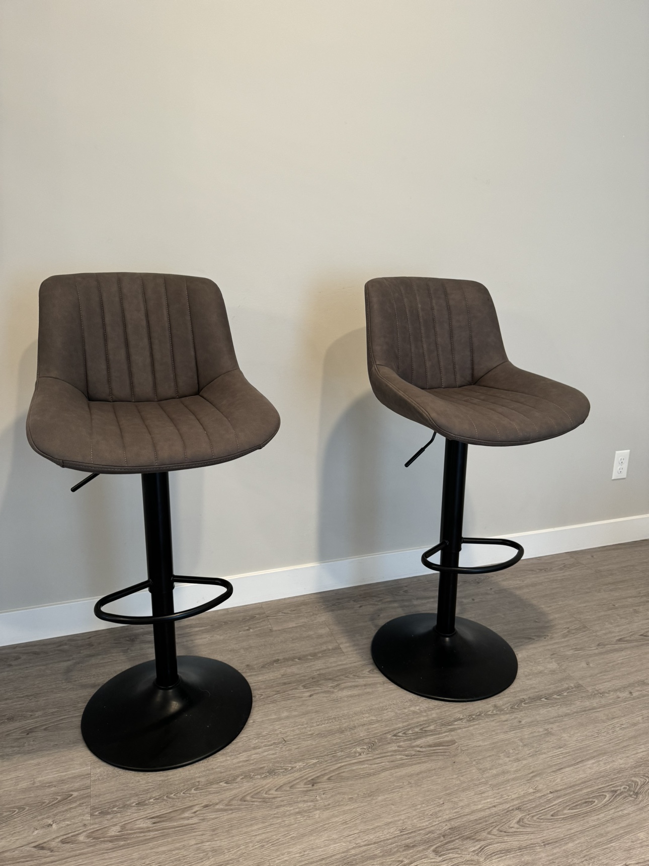 Bar stools - photo 2