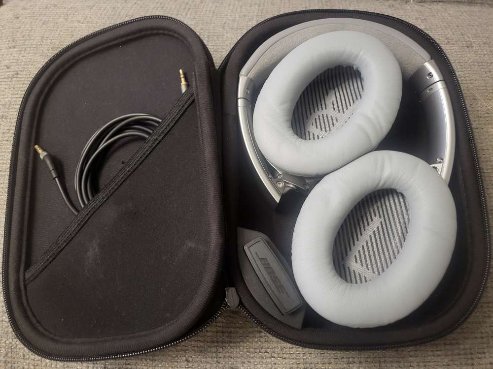 bose qc35 noise canceling headphones - photo 2