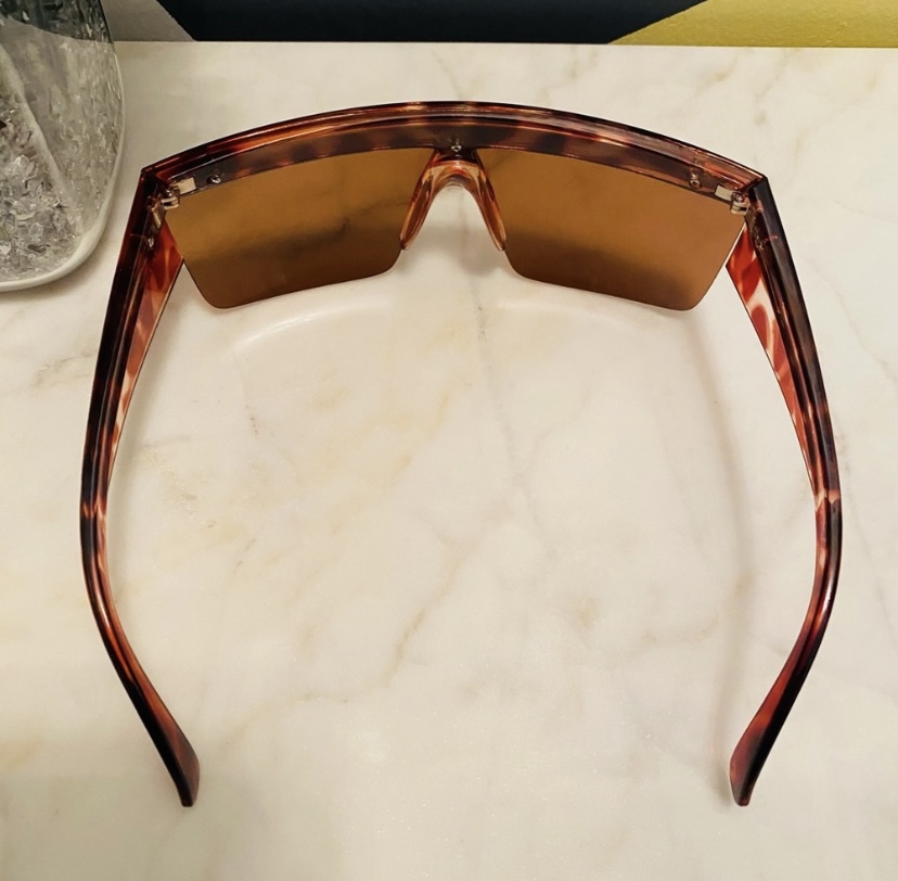 Lady Gaga sunglasses ⚽️ #west image indicator(4)