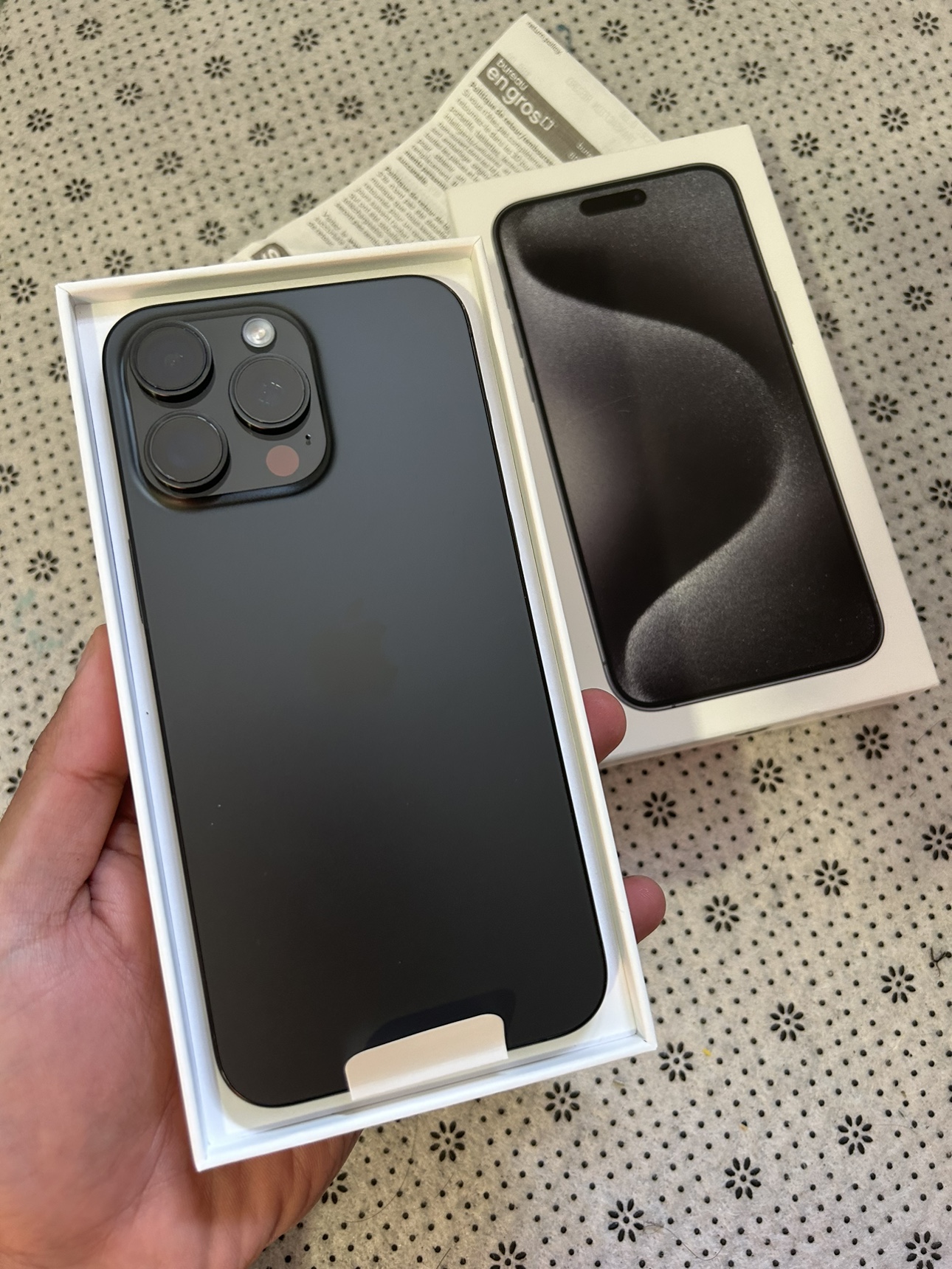 iPhone 15 Pro Max - 256gb - Black Titanium