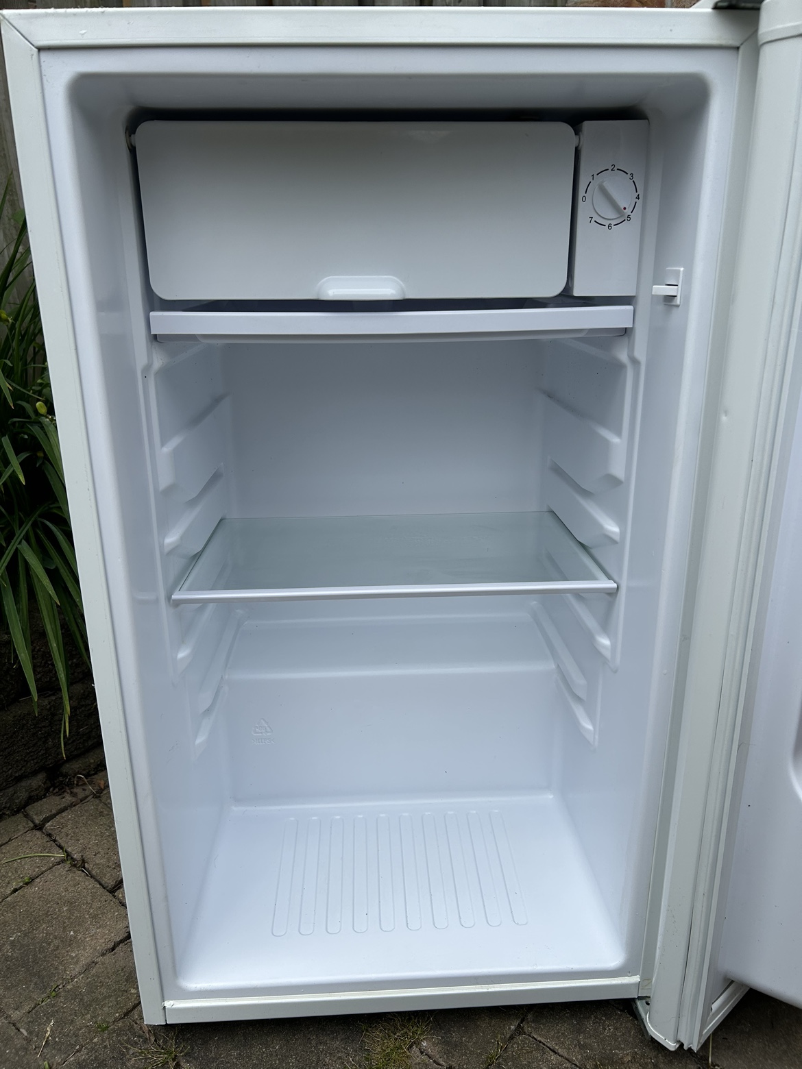 Mini Fridge - photo 2