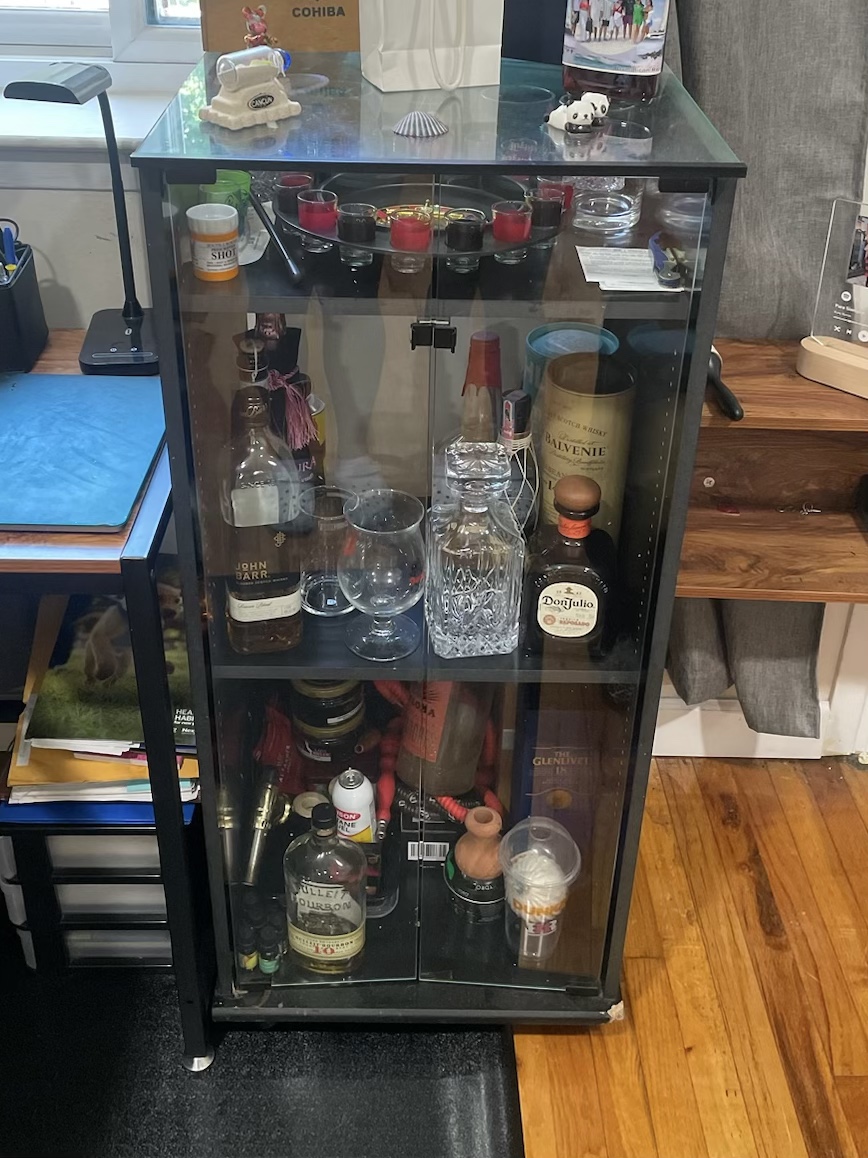 Glass Media Console