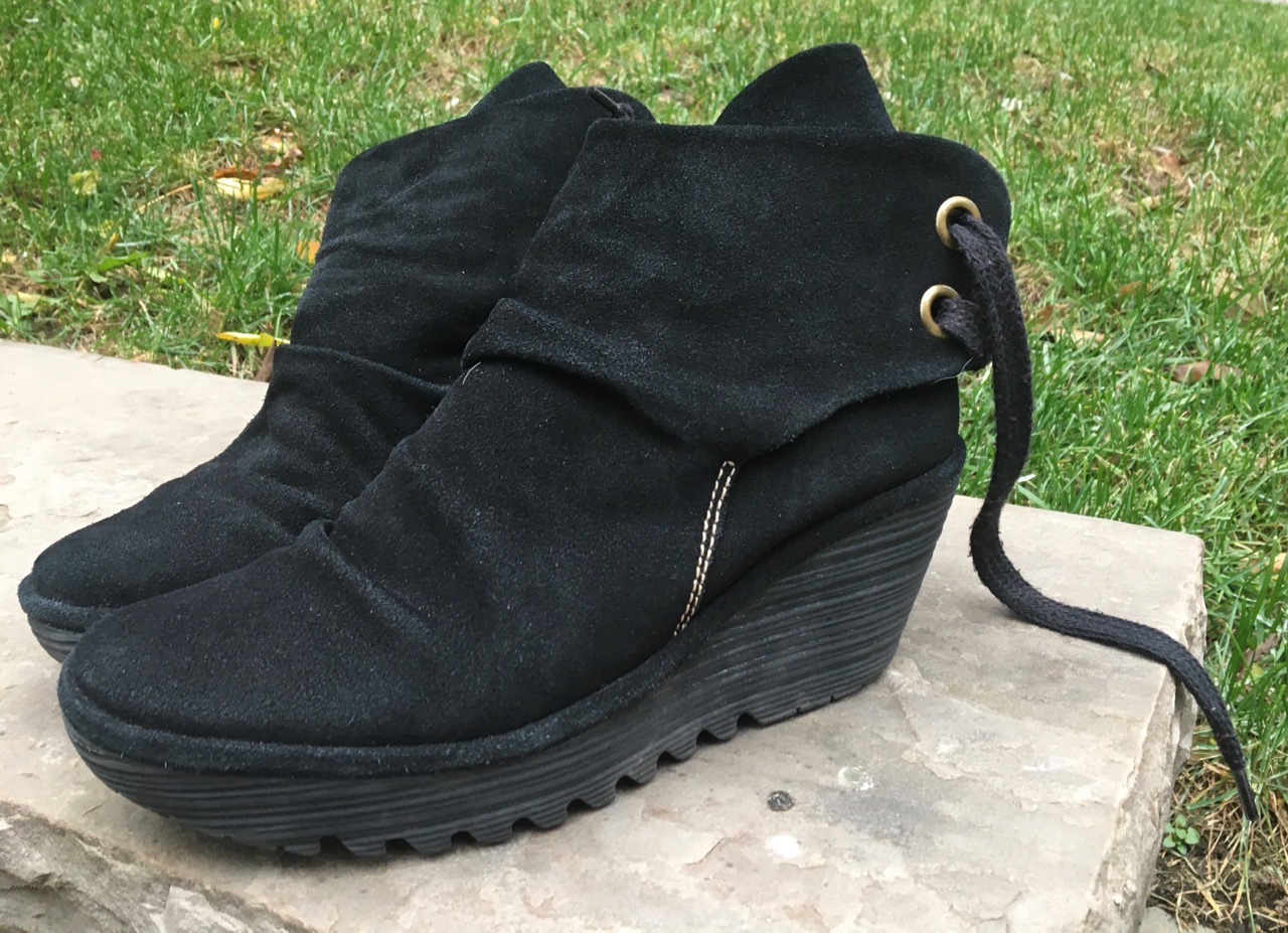 FLY Short Black Boots size 7 1/2 - photo 2