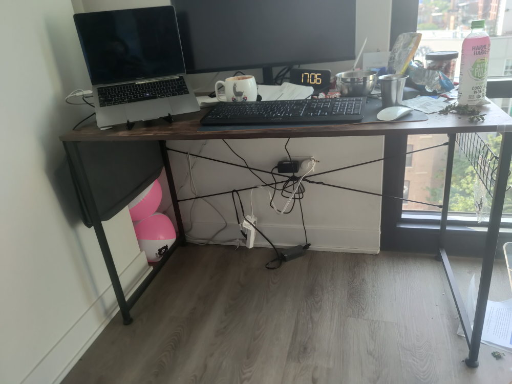 Computer work desk - photo 2