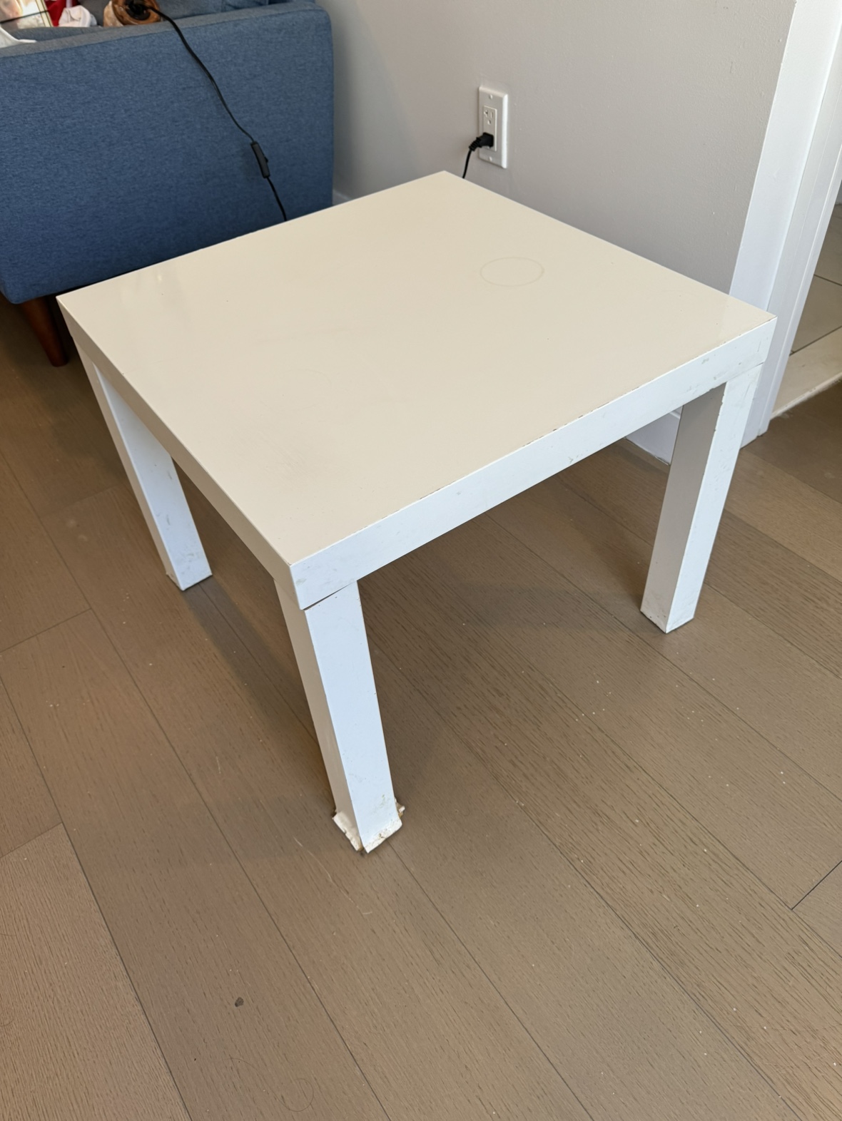Free coffee table