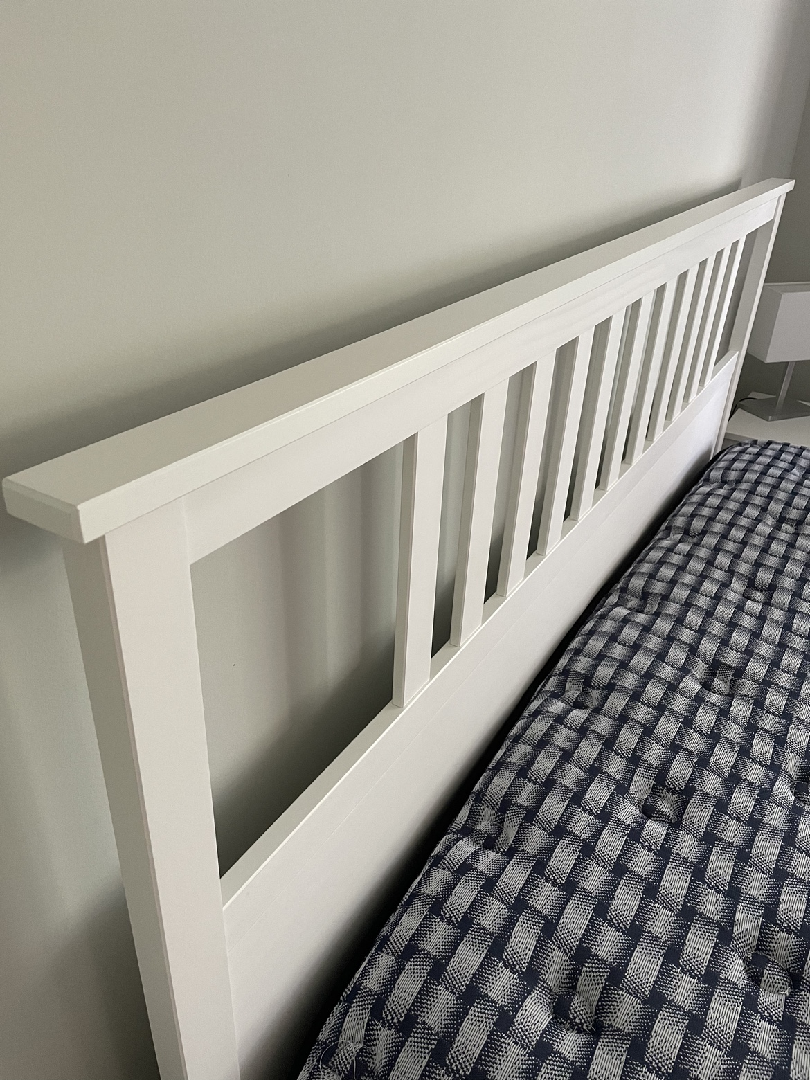 Moving Sale/ IKEA Hemnes King bed white + mattress image indicator(6)