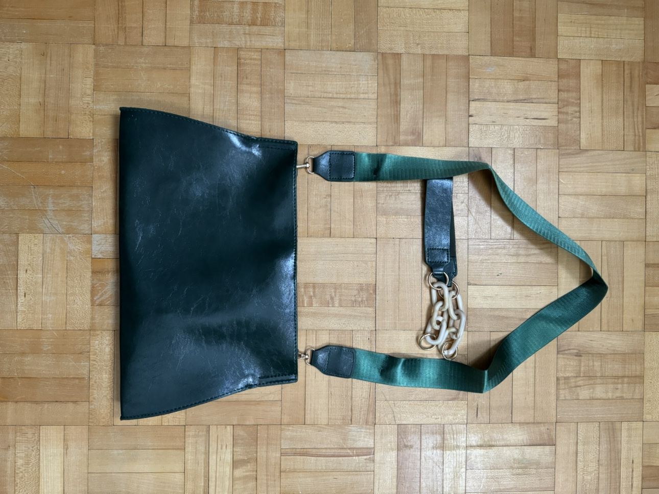 Women’s Clutch / Purse image indicator(3)