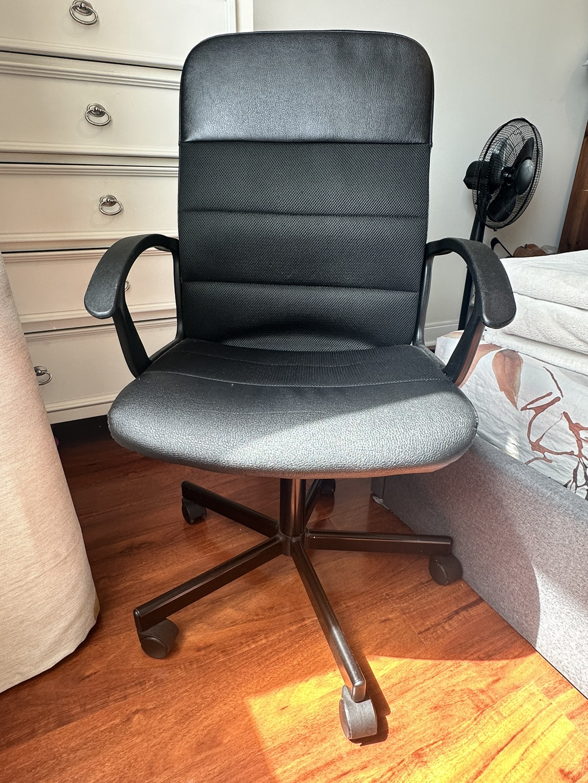 Working desk and chair - photo 3