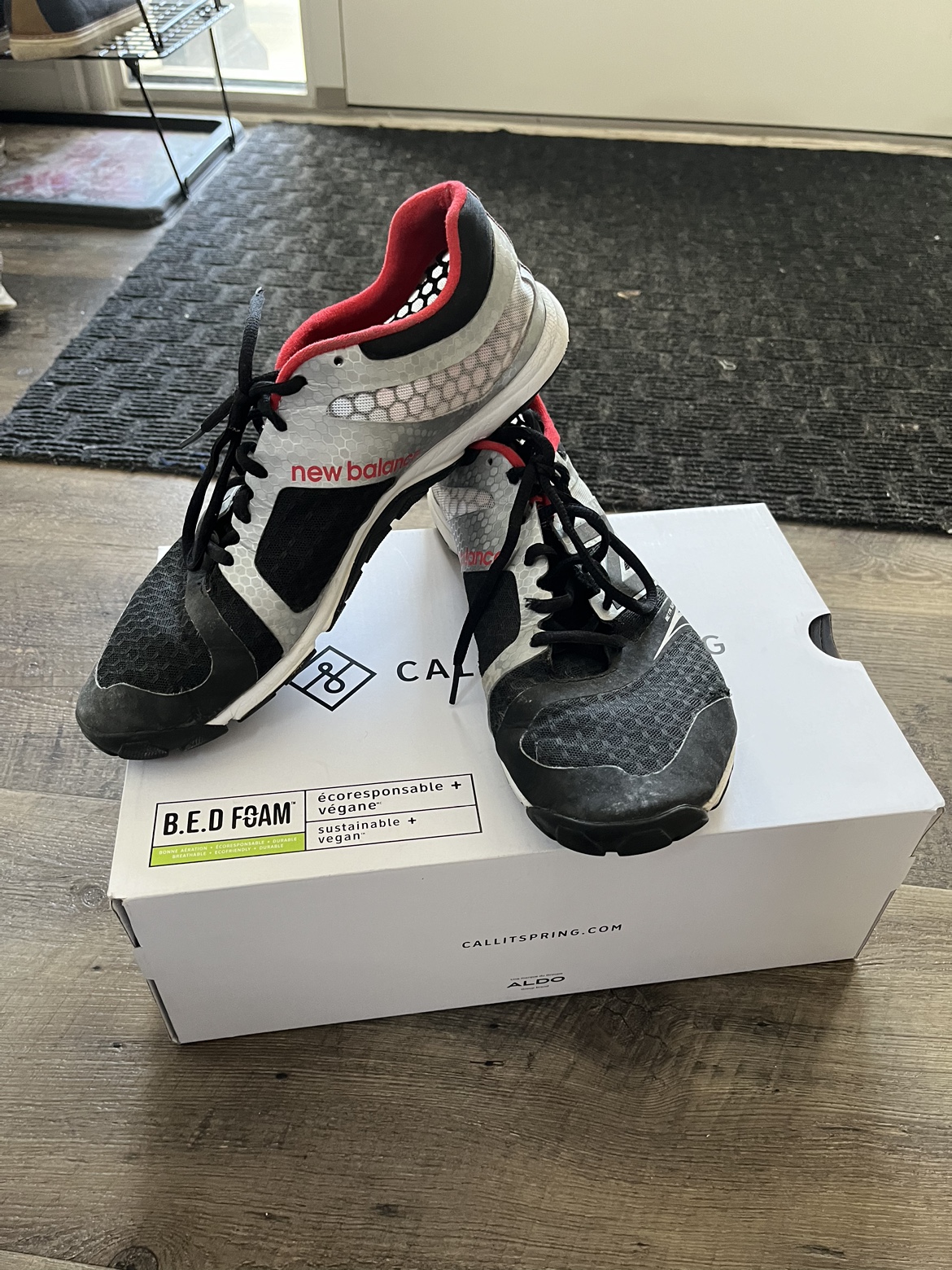 New Balance Shoes thumbnail