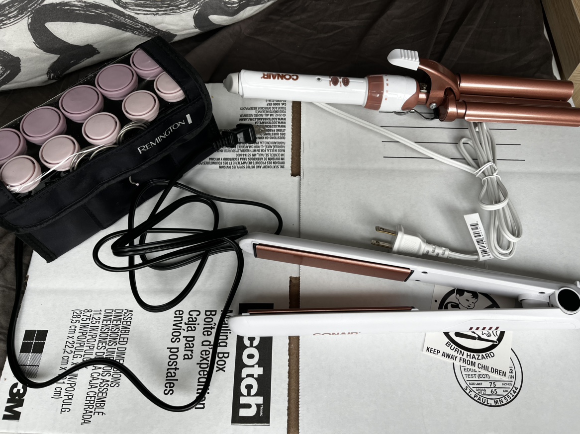 Miscellaneous hair tools (Remington and conair)