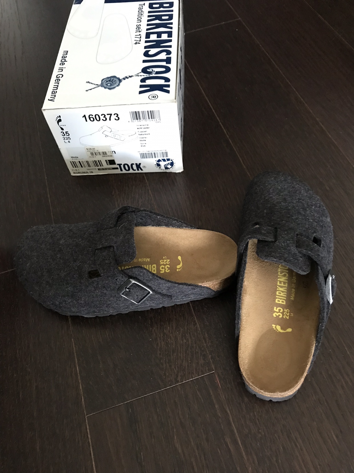 BRAND NEW BIRKENSTOCK CLOGS image indicator(2)