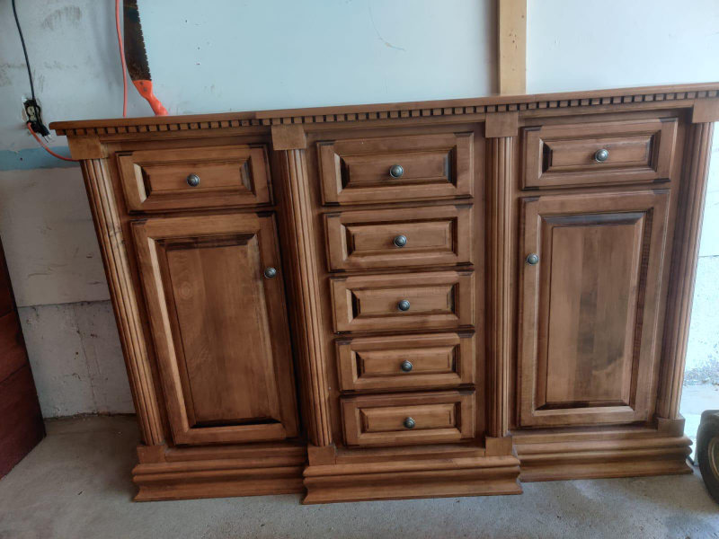 wooden chest - photo 5
