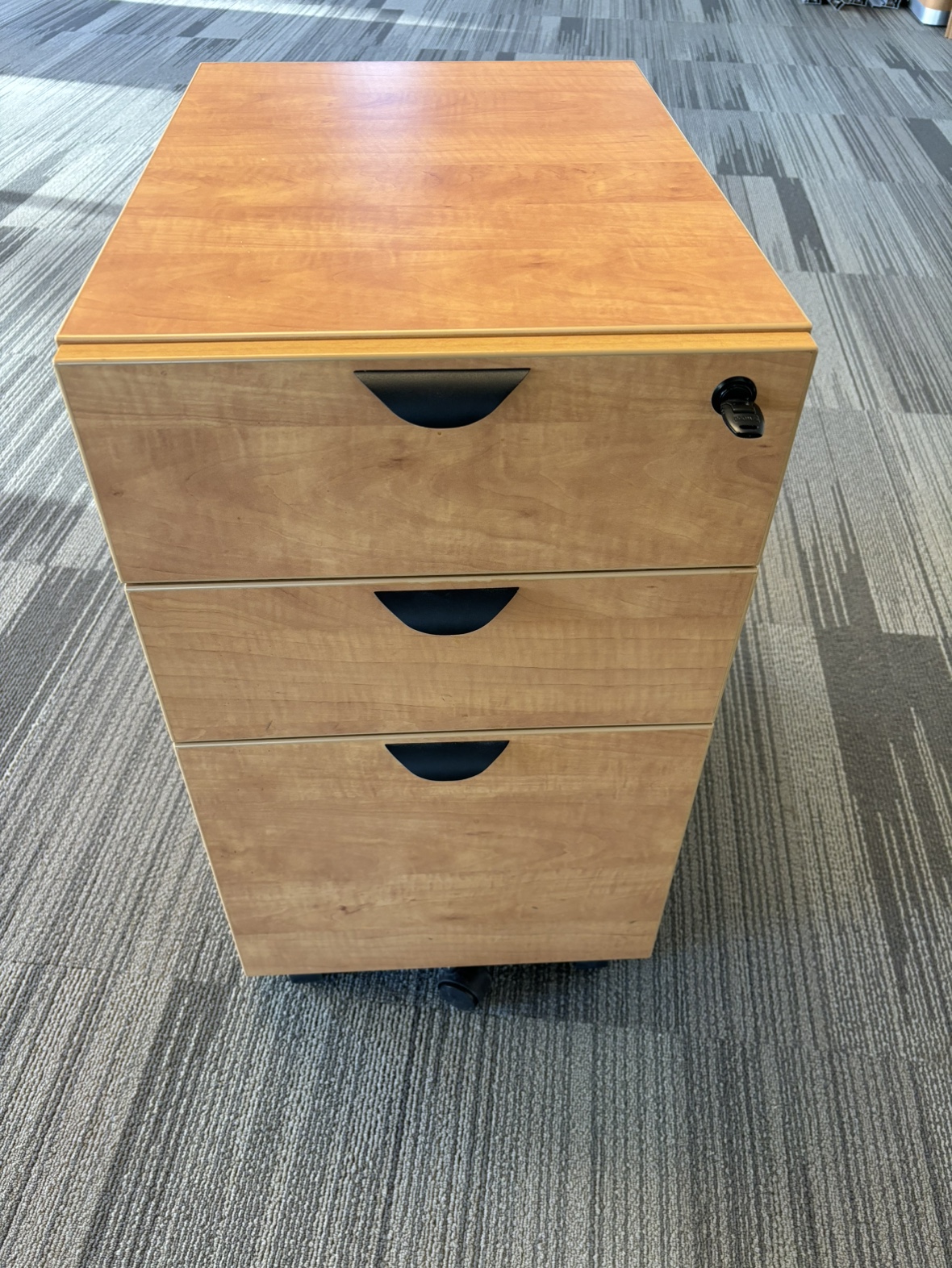 Modern 3 drawer filing cabinet.