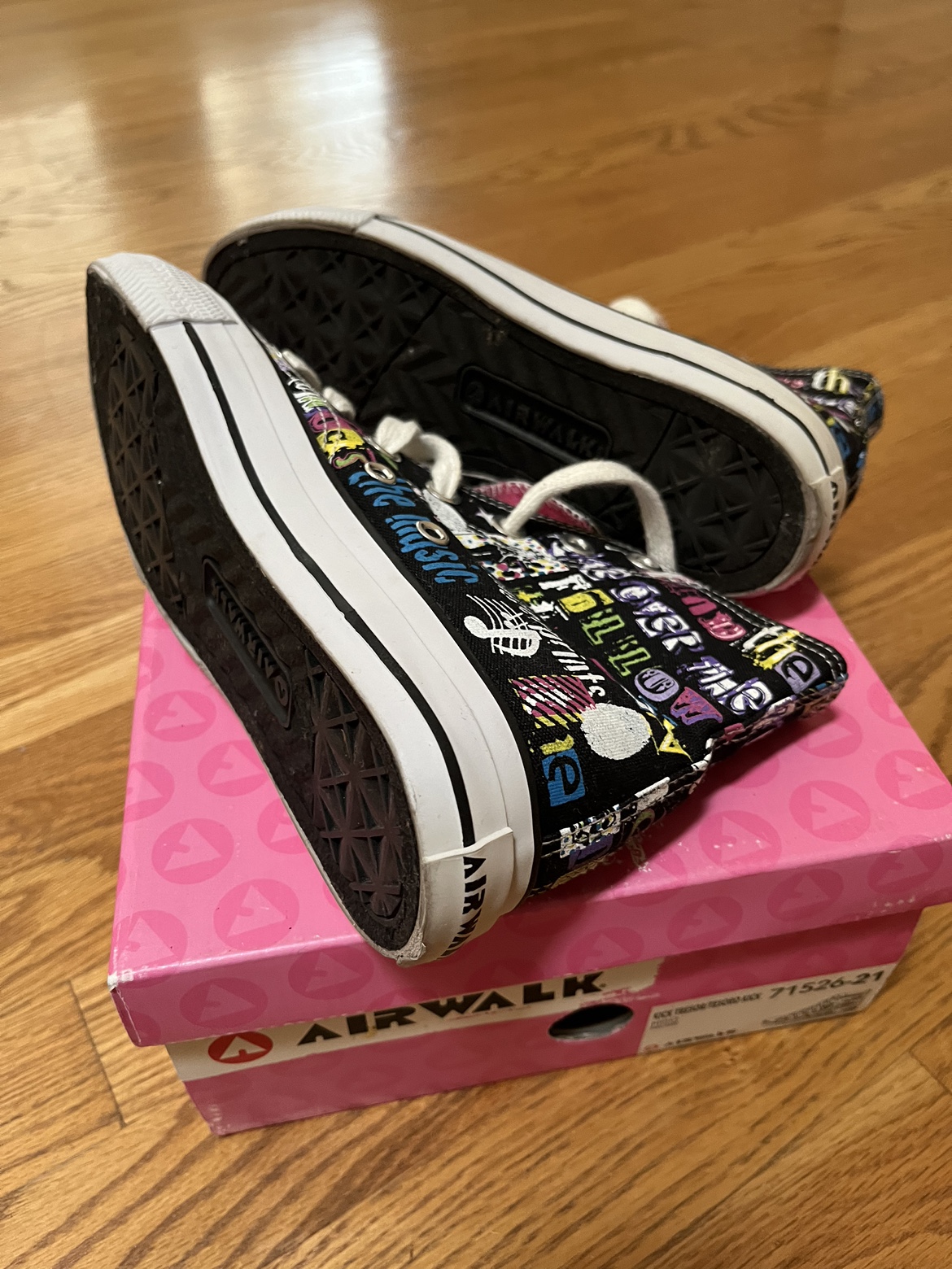 New Airwalk Women’s Sneakers - Size 6 image indicator(2)