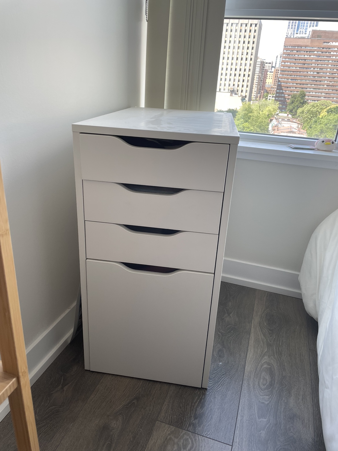 White drawer set (ikea alex drawer) - photo 2