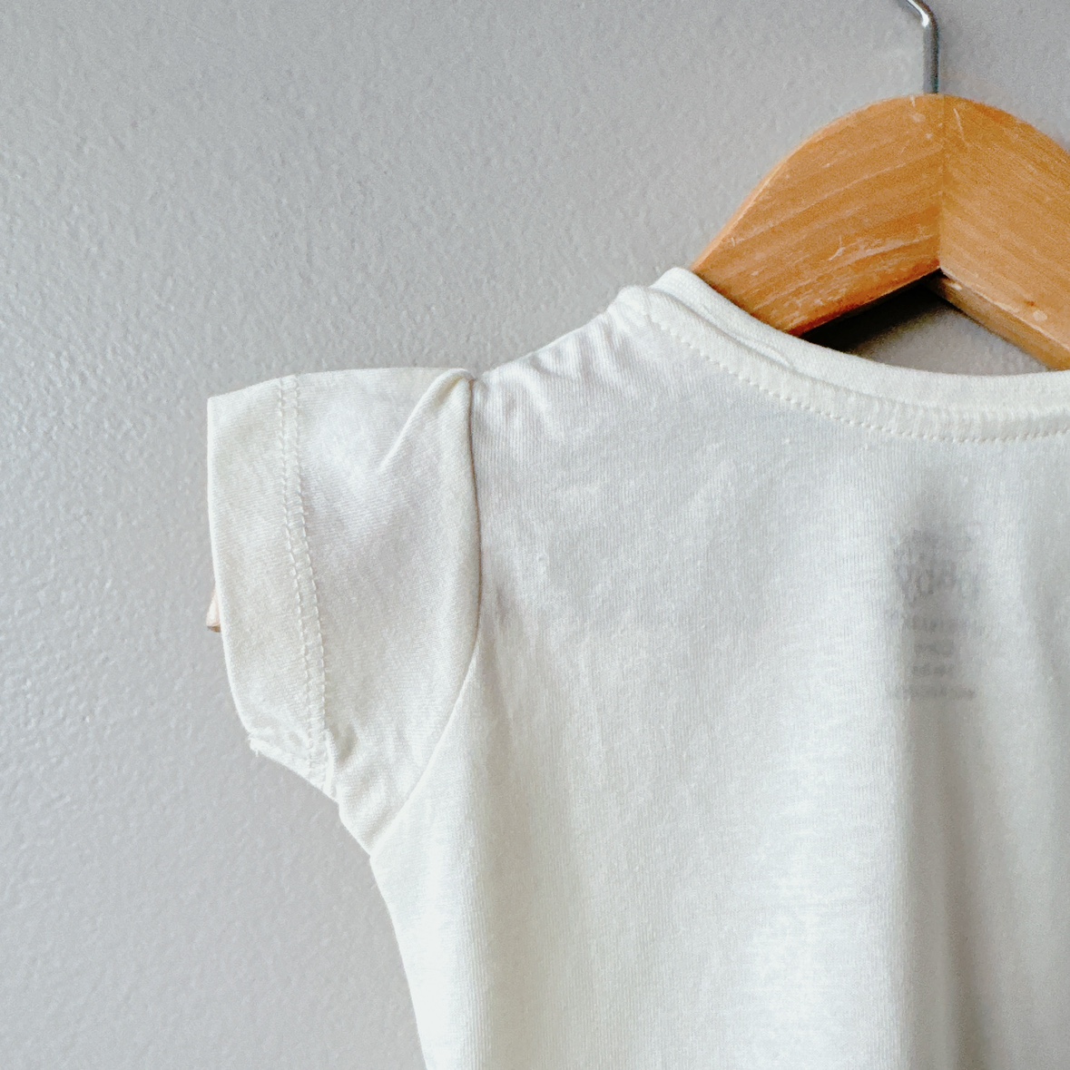 Disney Minnie Mouse baby shirt 3-6m image indicator(9)