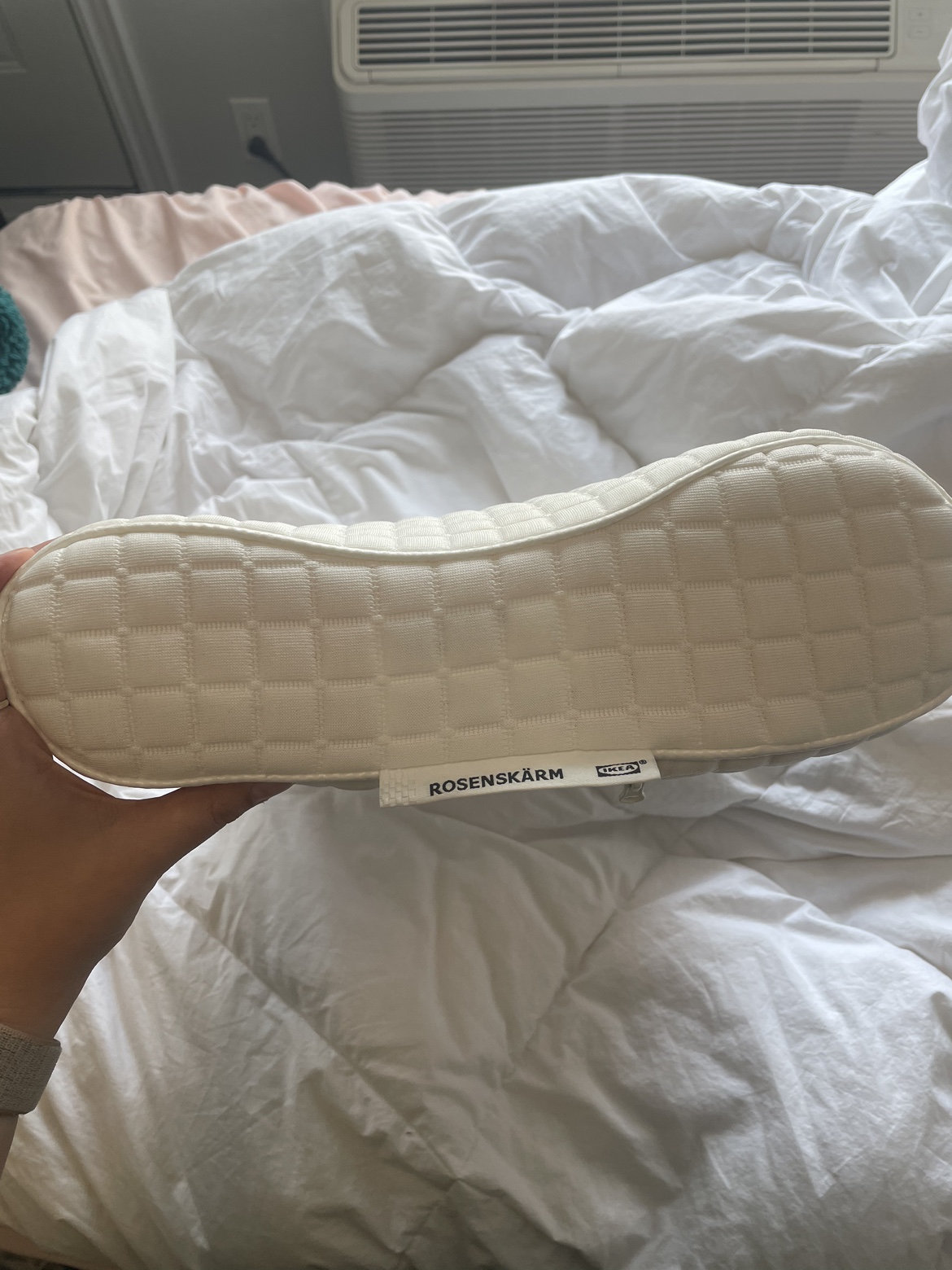 Free IKEA Rosenskärm pillow - photo 3