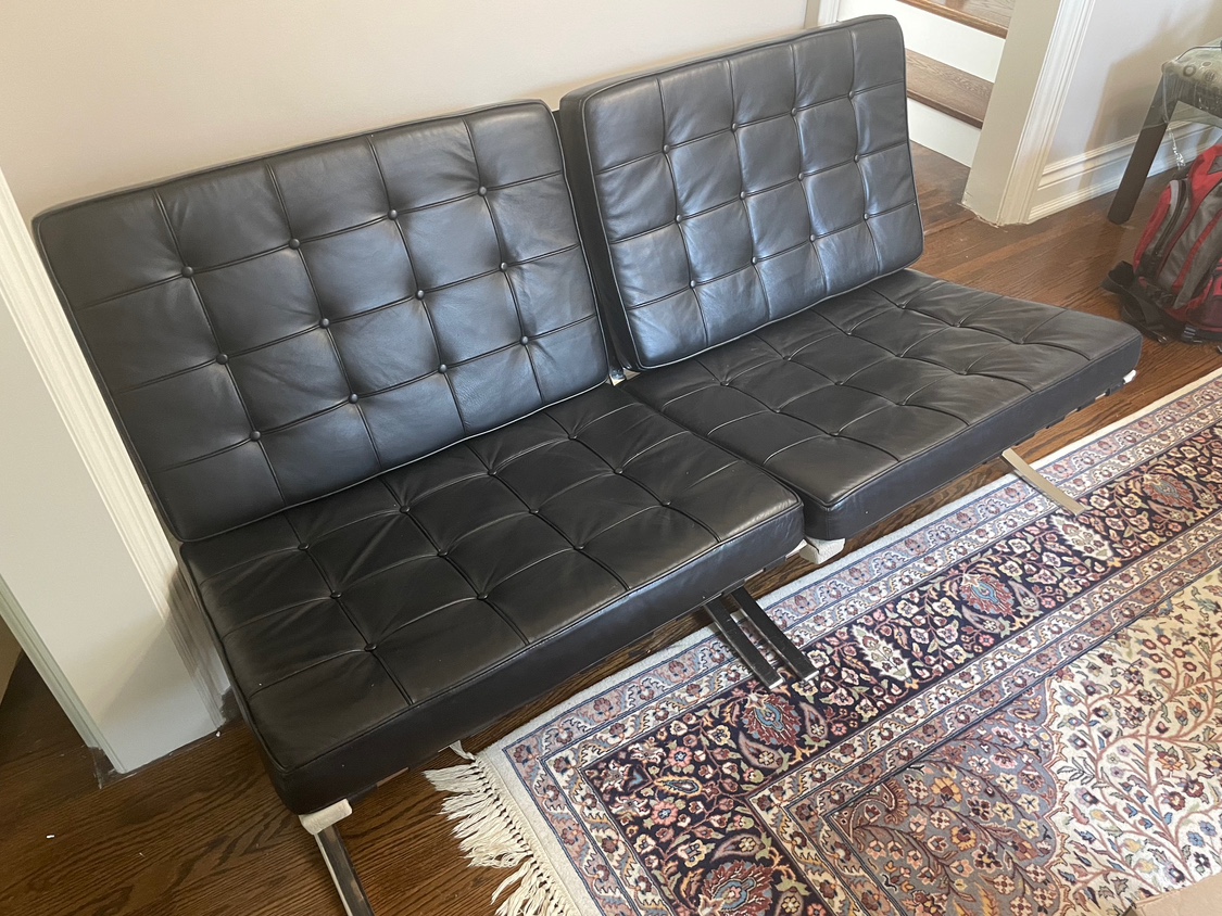 2 Vegan Leather Barcelona Chairs
