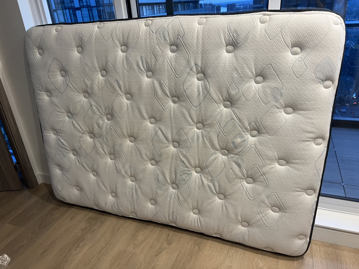 Full size foldable mattress - photo 2