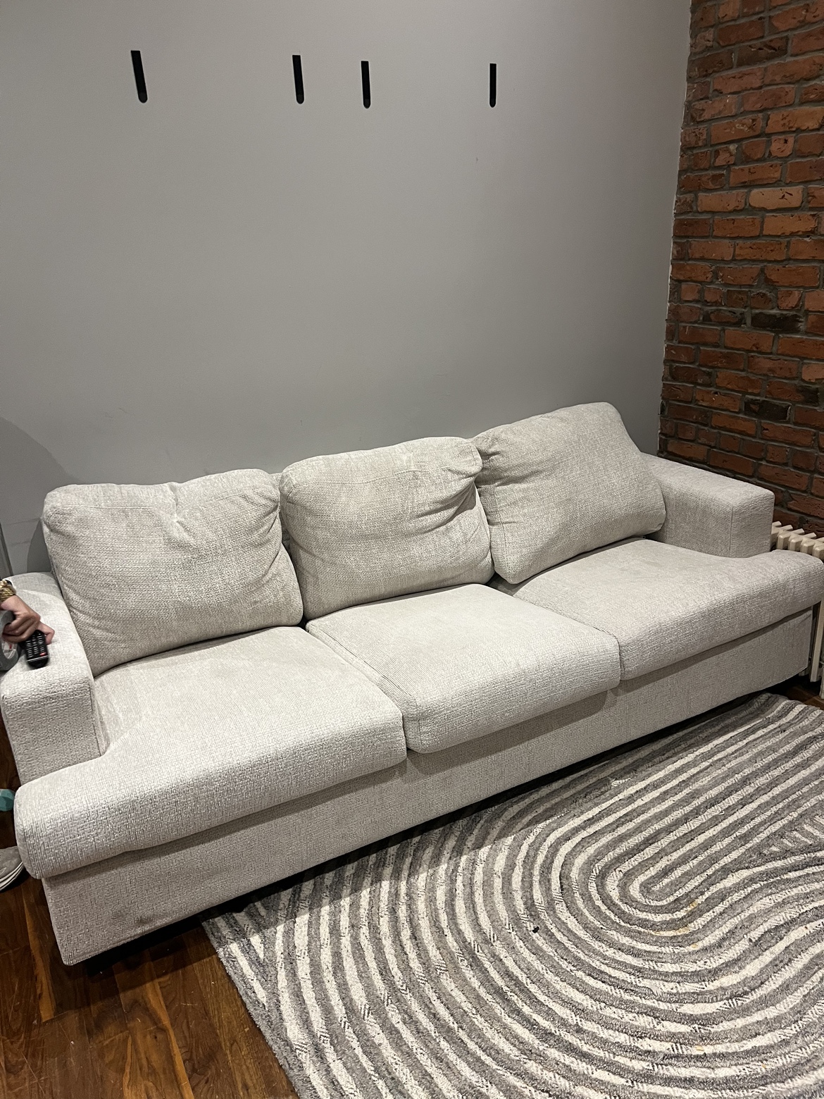 Like new couch - photo 2