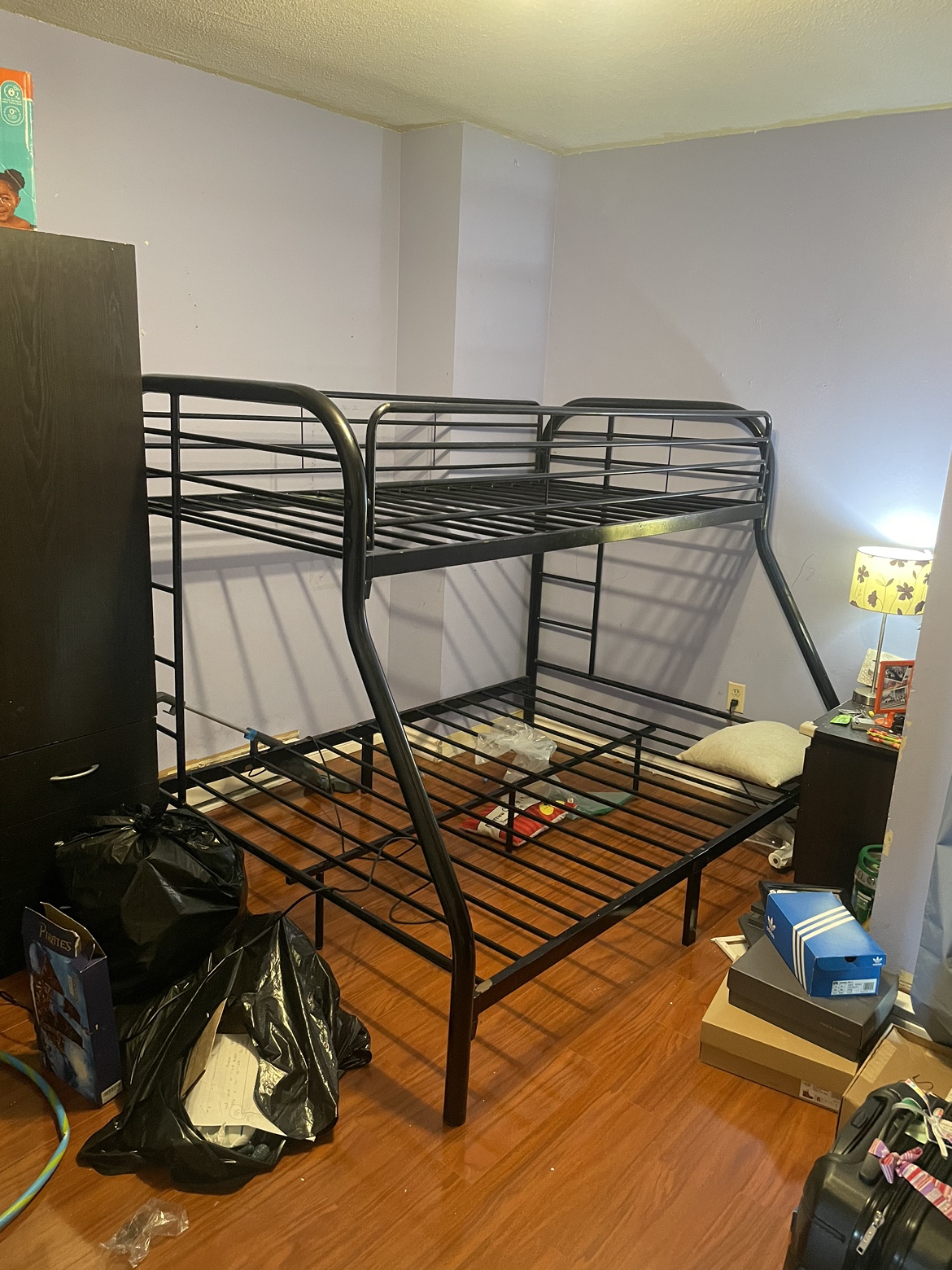 Bunk Bed Twin over Full thumbnail