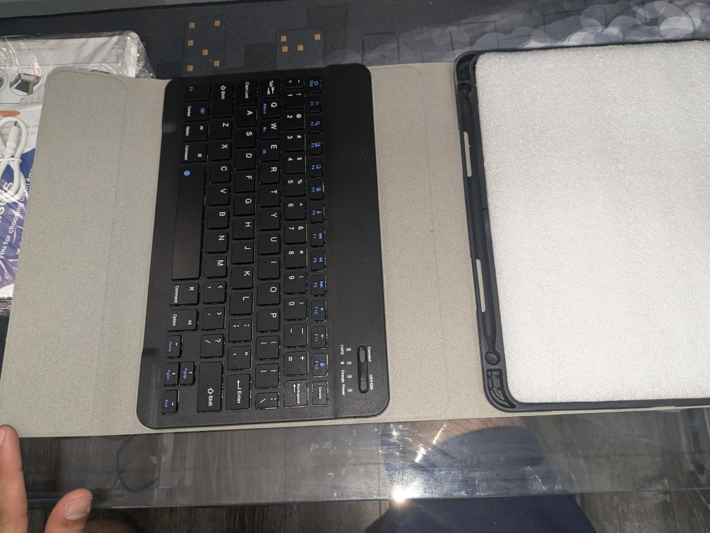 Ultra-Thin Smart Keyboard Case for iPad Pro, Wireless Bluetooth - photo 3