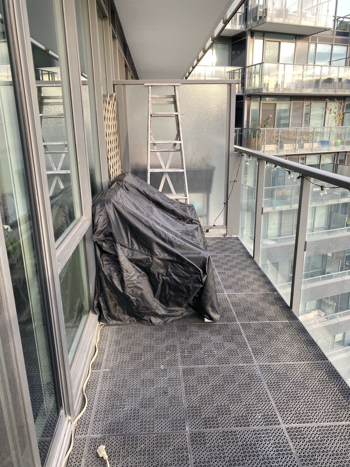 43 PVC flexible self draining indoor/outdoor tiles - photo 4