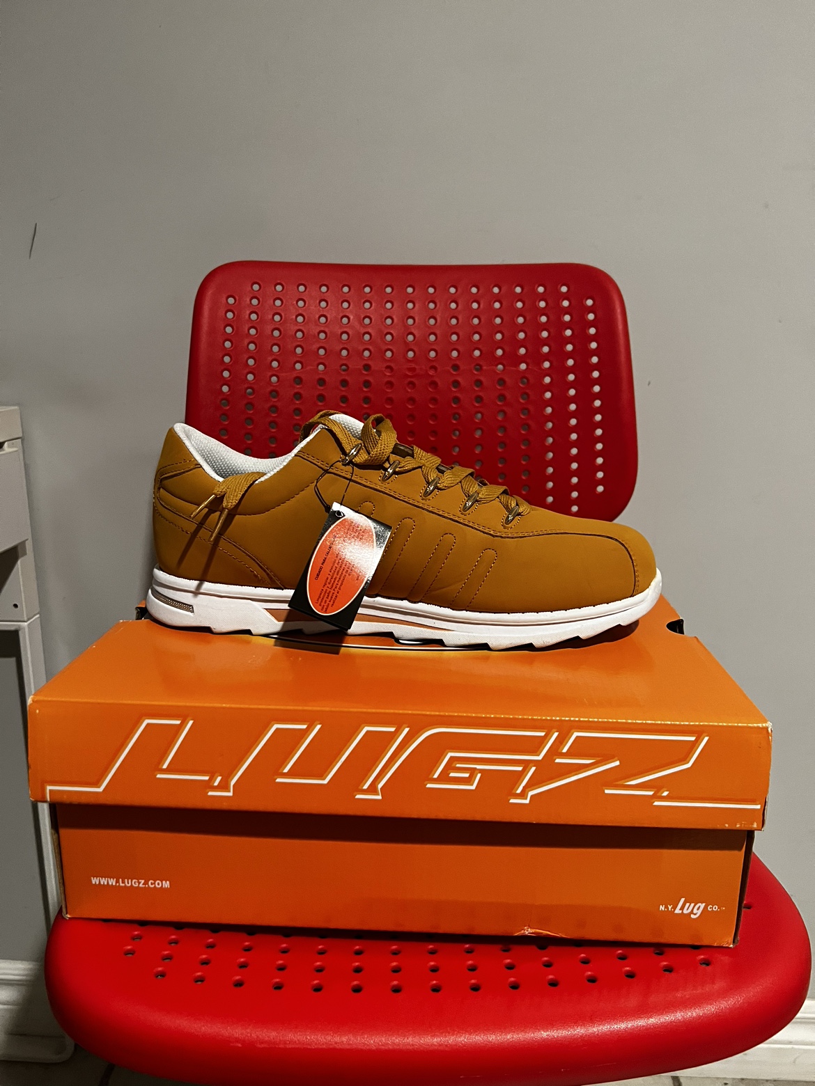 Male Sneakers image indicator(2)