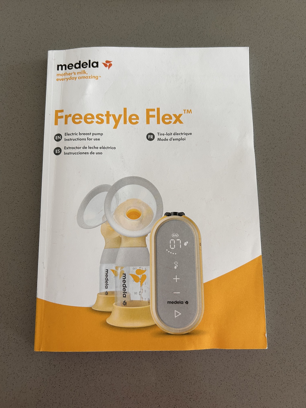 Freestyle Flex Electric Breast Pump Set - photo 2