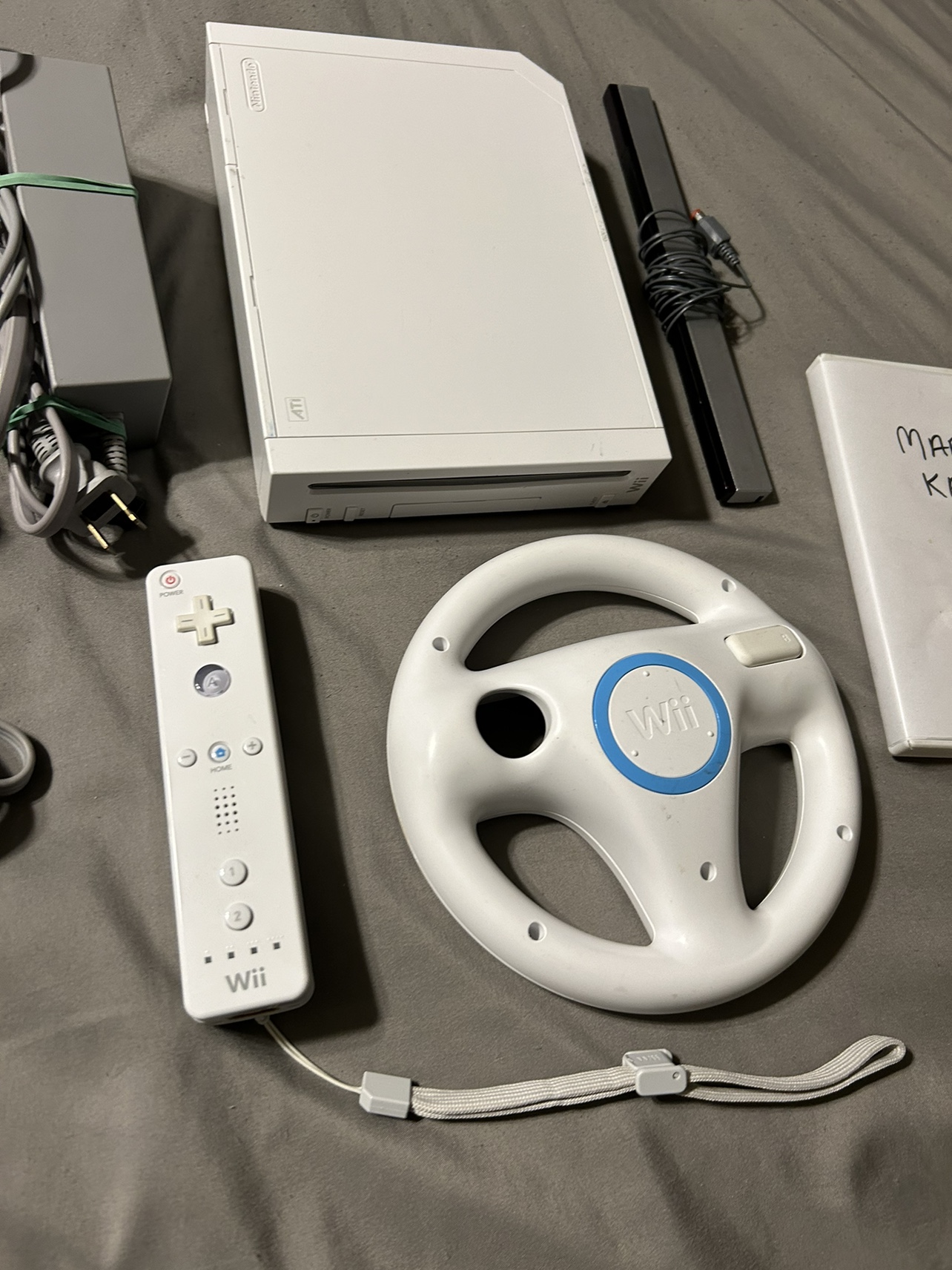 Nintendo Wii System with Mario Kart image indicator(2)