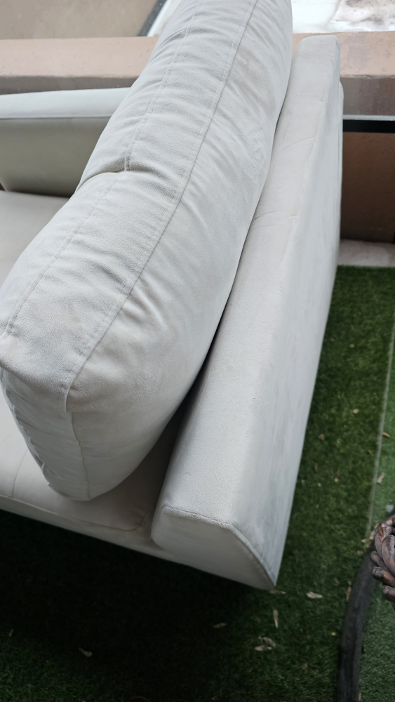 Sectional chaise - photo 4