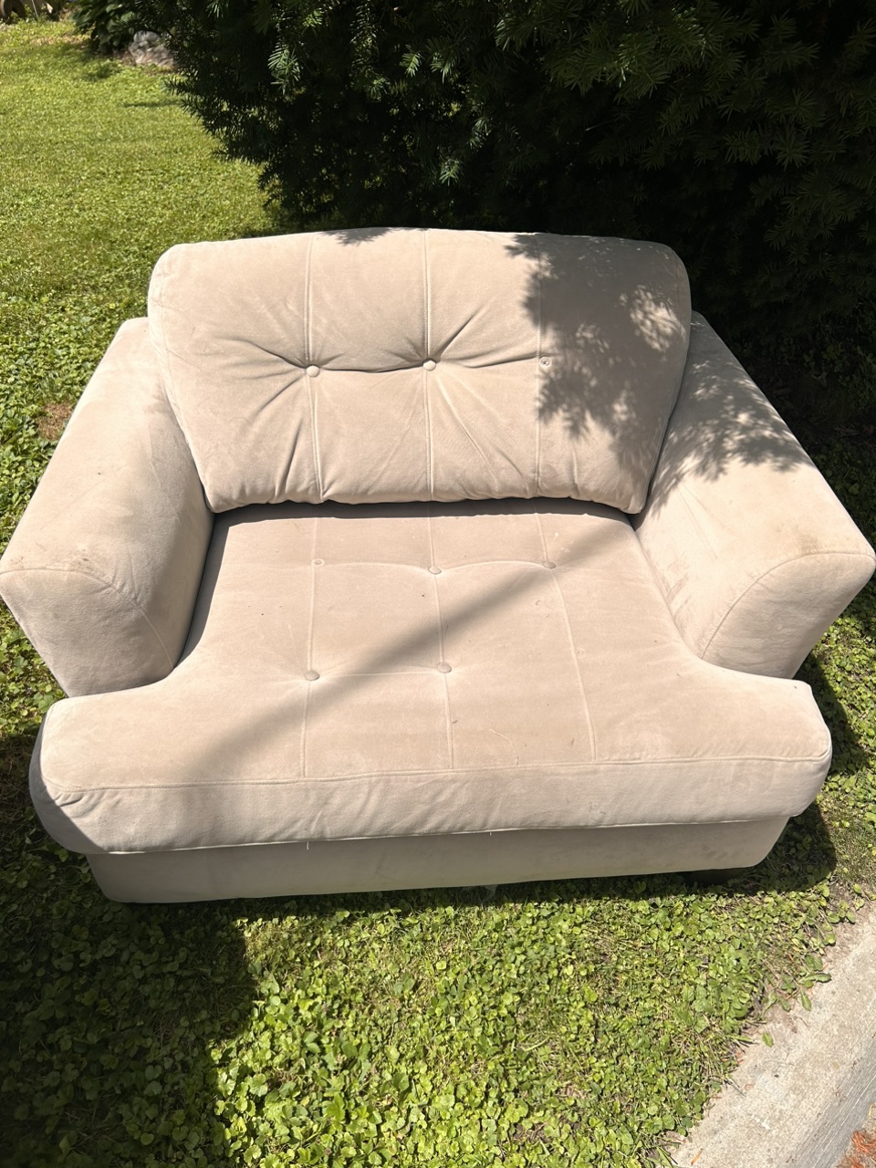 Couch, chair and TV - photo 2
