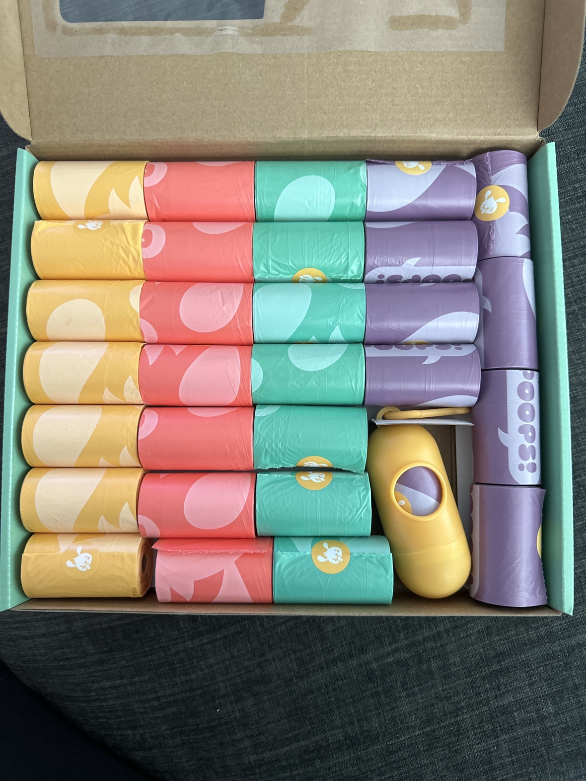 Brand new Poops Brand dog bag kit - 600 bags - photo 2