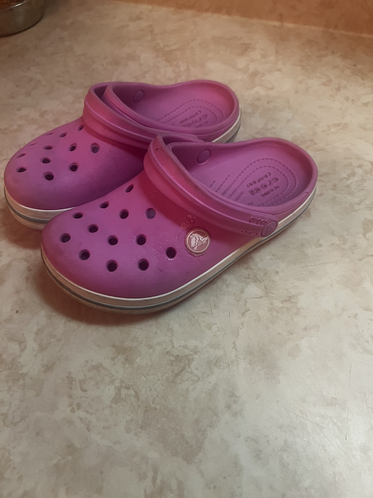 Crocs for kids image indicator(2)