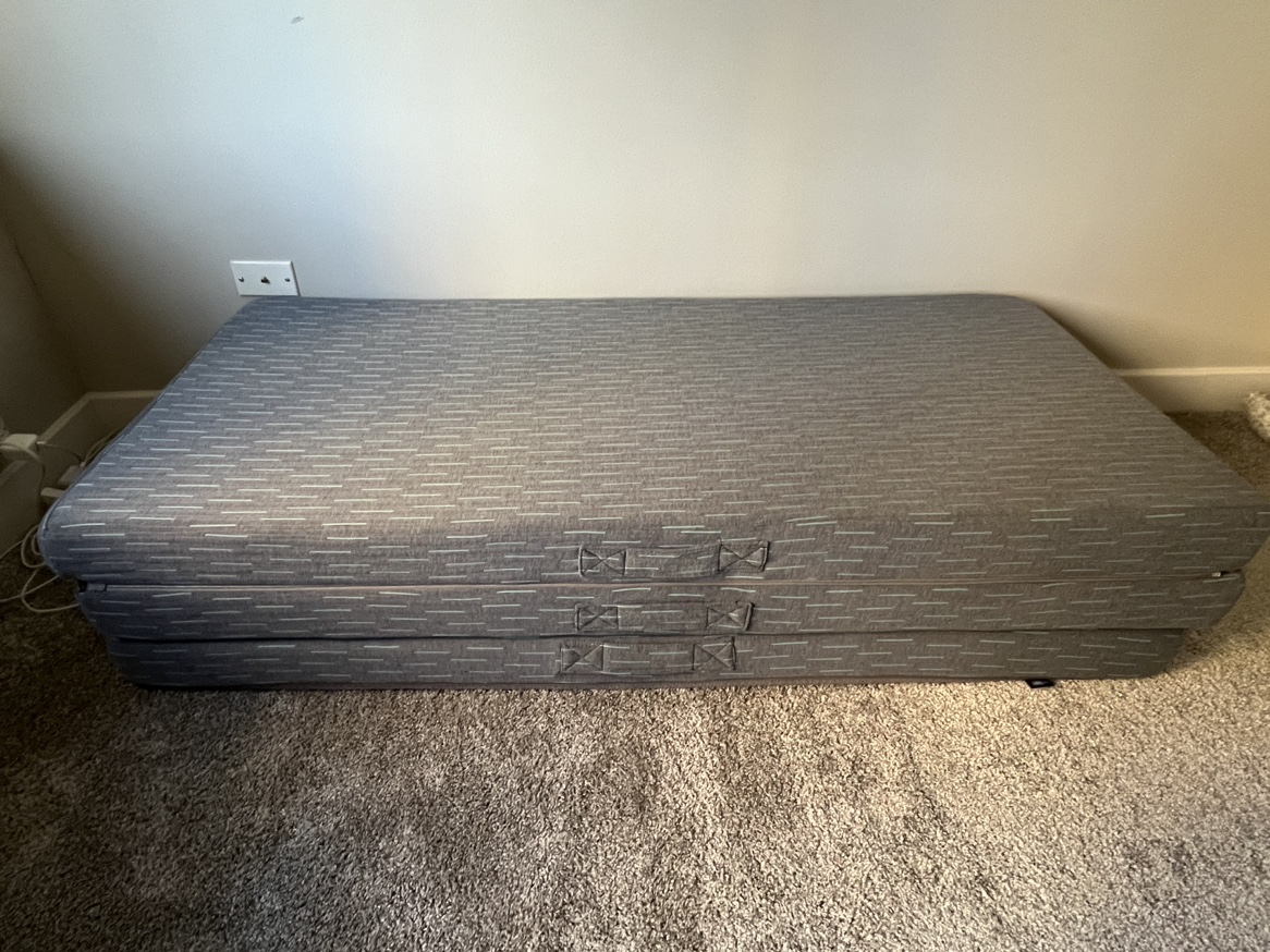 Tri-Fold 4-inch memory Foam Mattress - photo 2