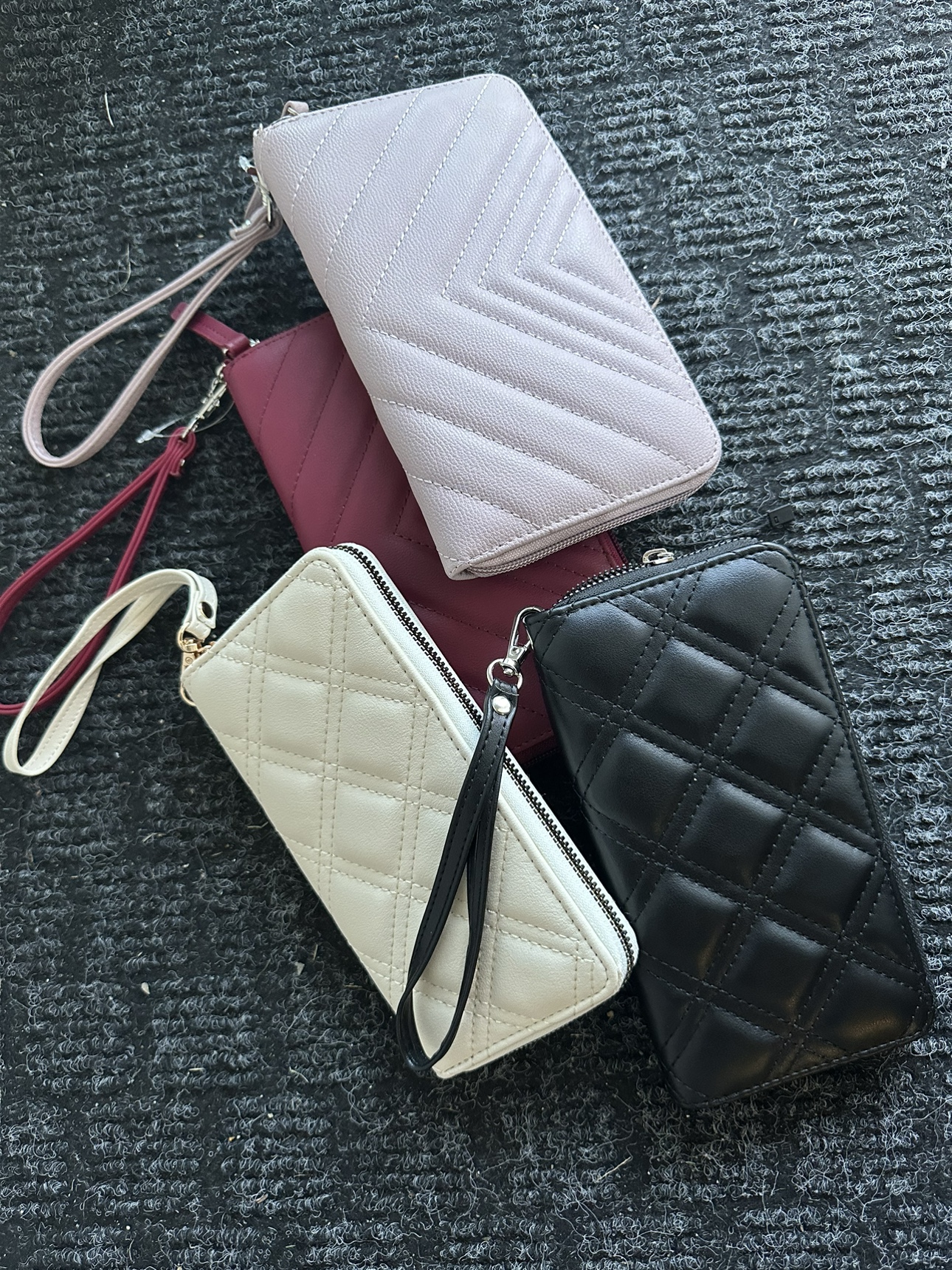 Ardene, Time And True Wallet. - photo 2