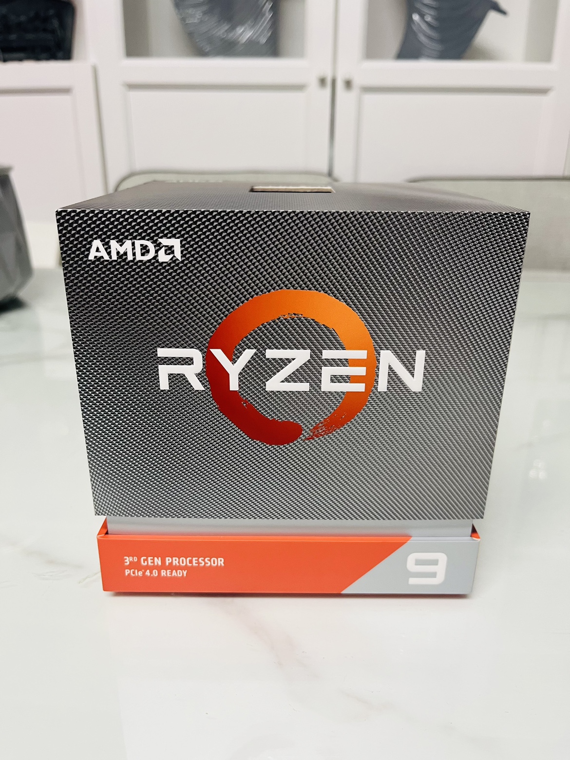 AMD RYZEN 9 3900X CPU thumbnail