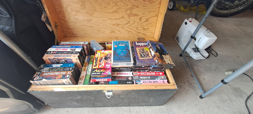 DVD Movies image indicator(7)