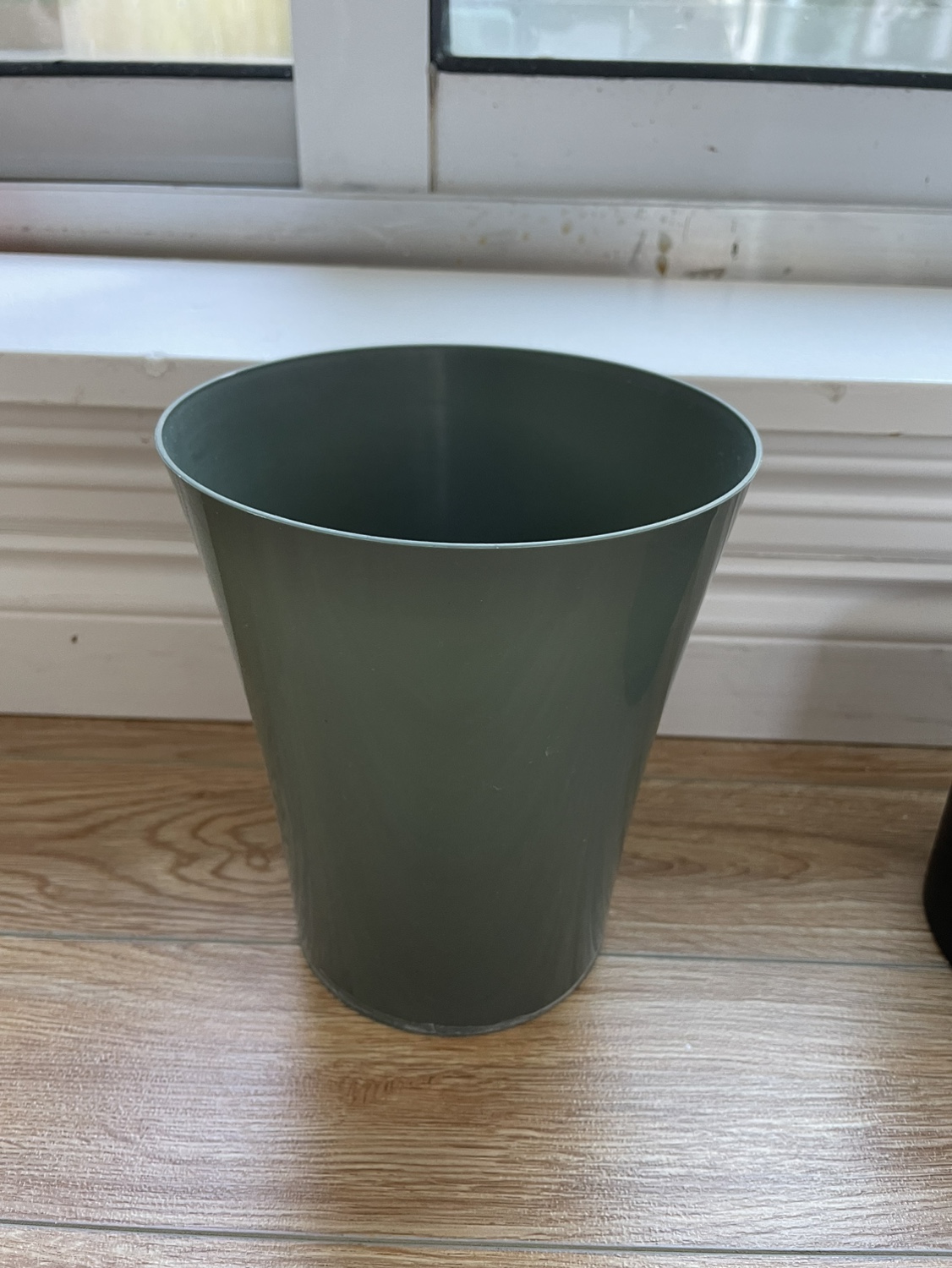Plant pots FREE - photo 3