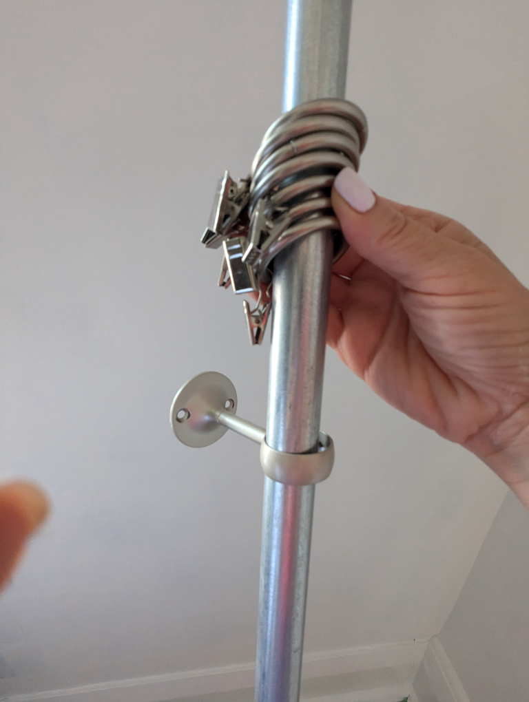 #freecycle drapery rod and clips image indicator(2)